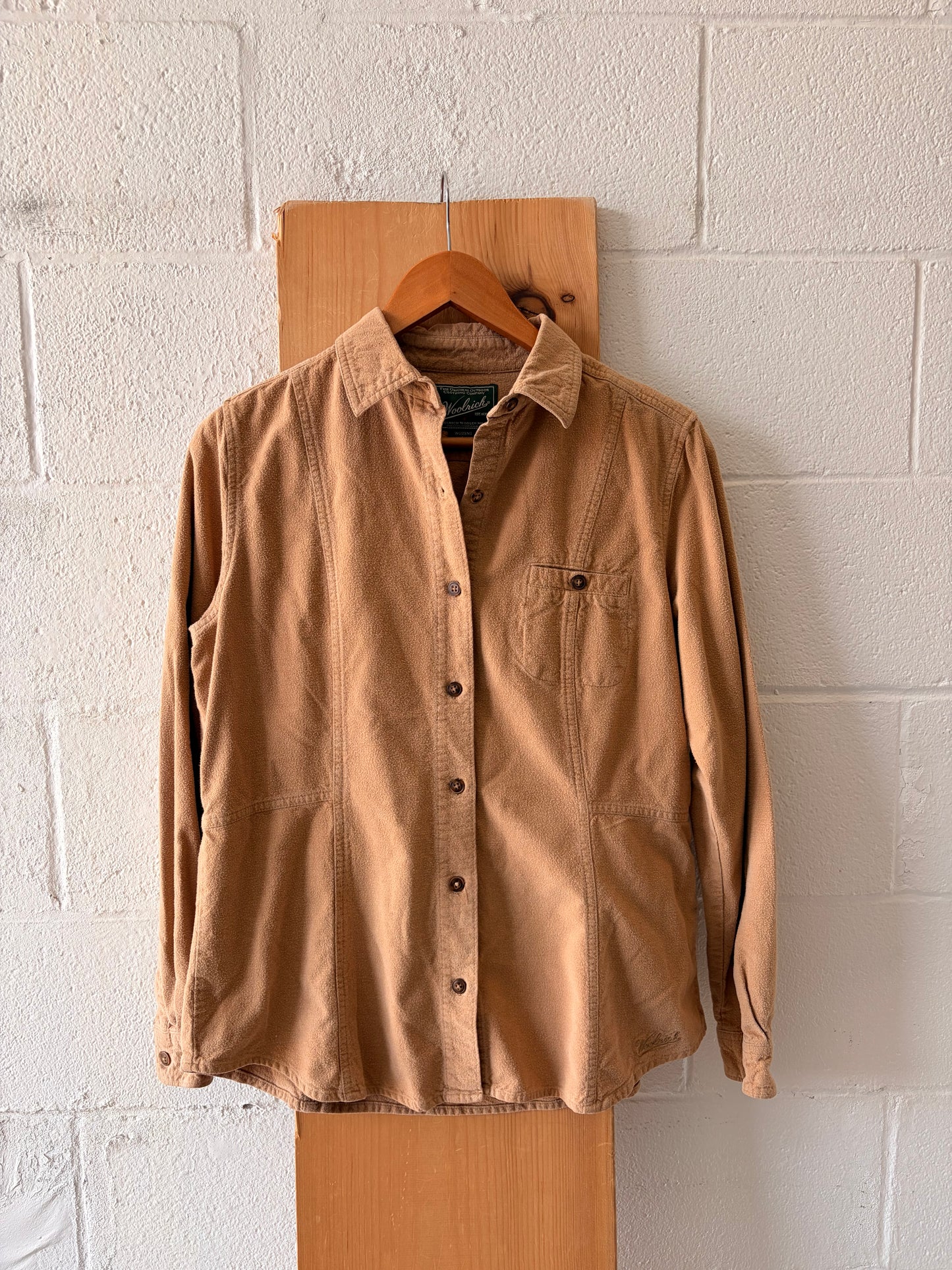 Camel Woolrich Button Down : L