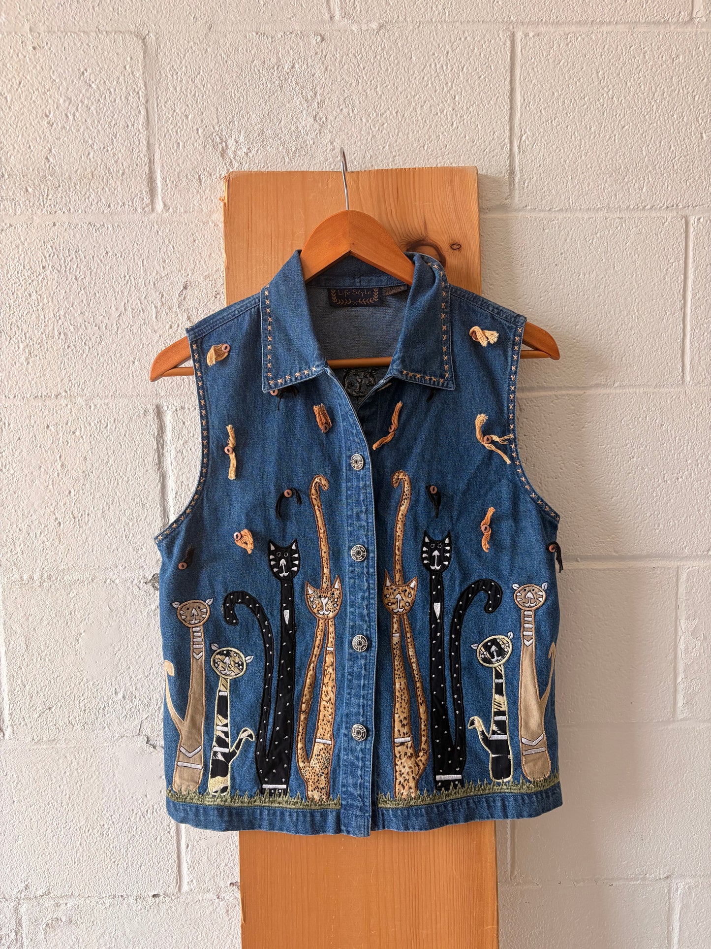 Embroidered Cats Vest : S
