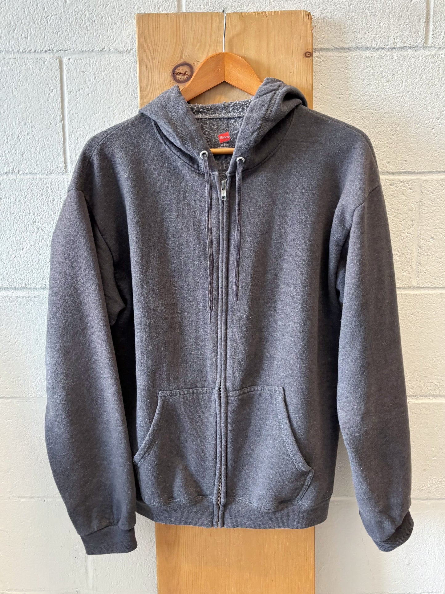 Gray Zip Up Hoodie : M