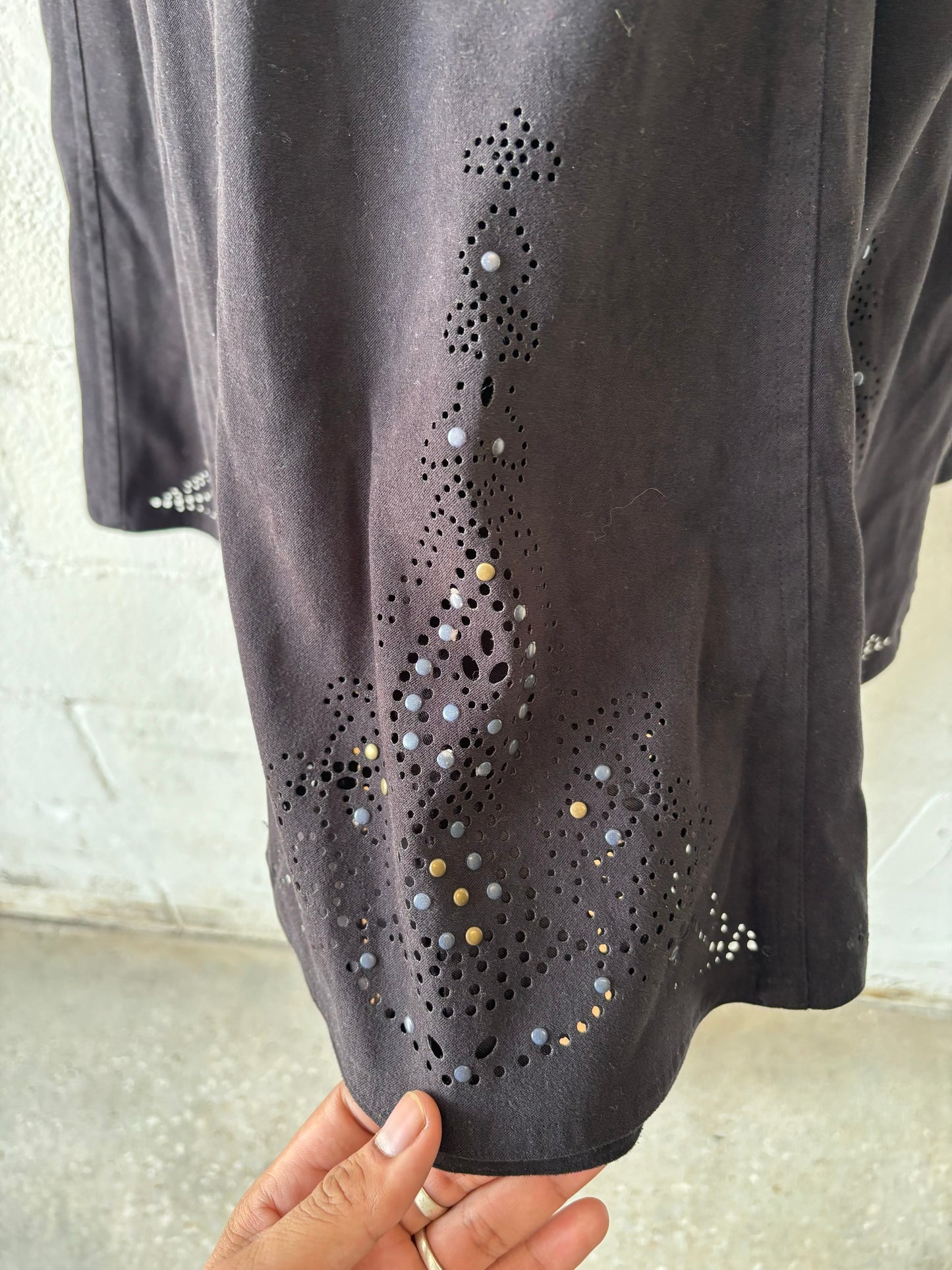 Black Eyelet Midi Skirt : 10P