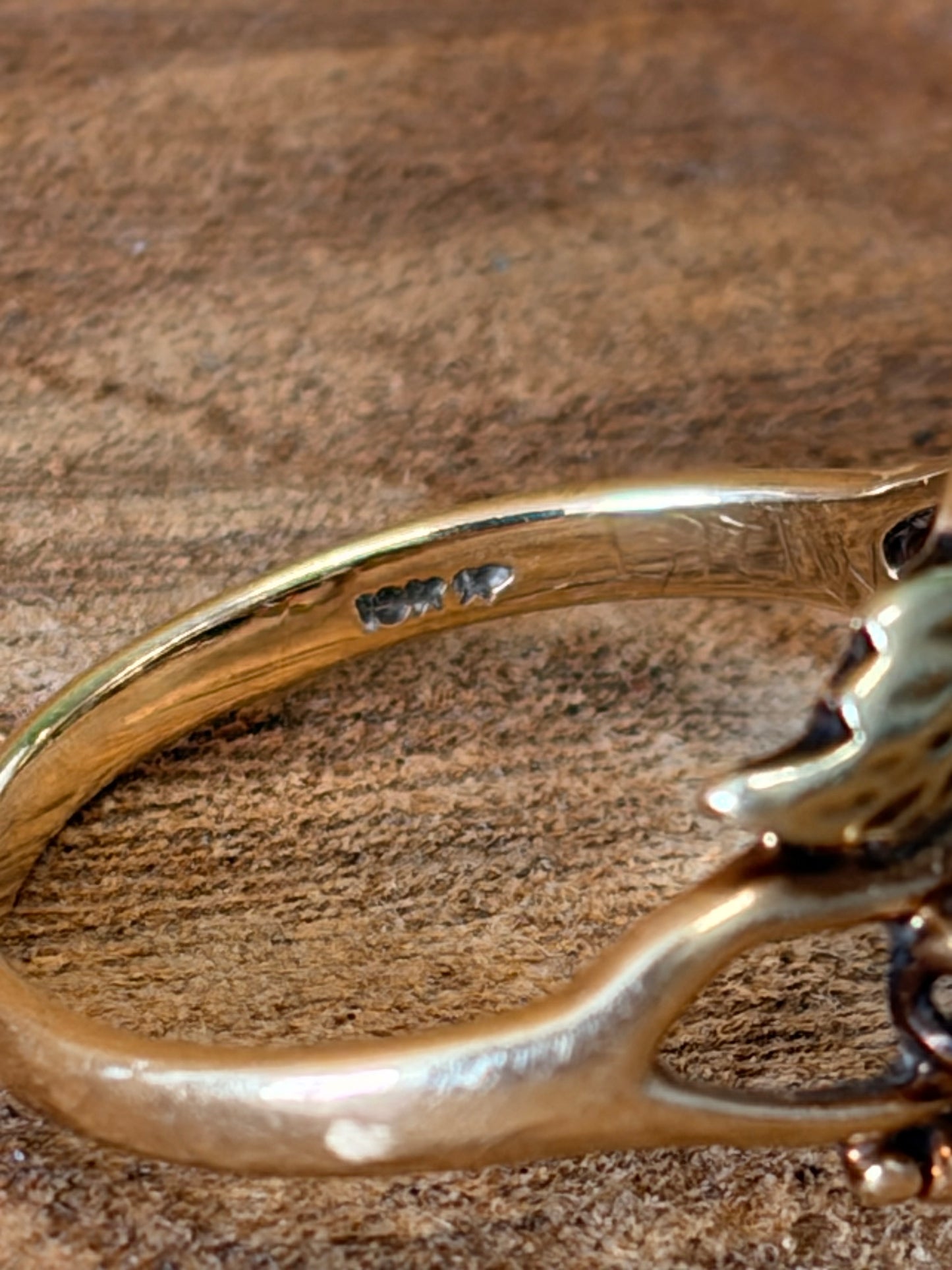 10K GP Stone Trio Leaf Ring : Size 7