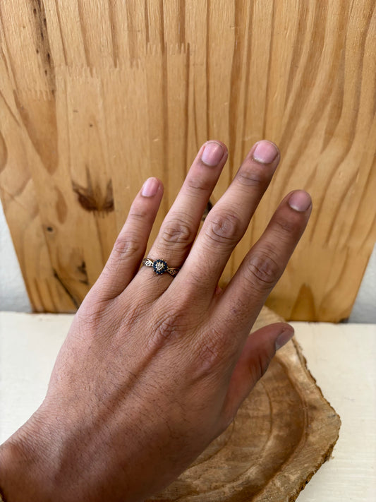 10K Yellow Gold Heart Ring : Size 7