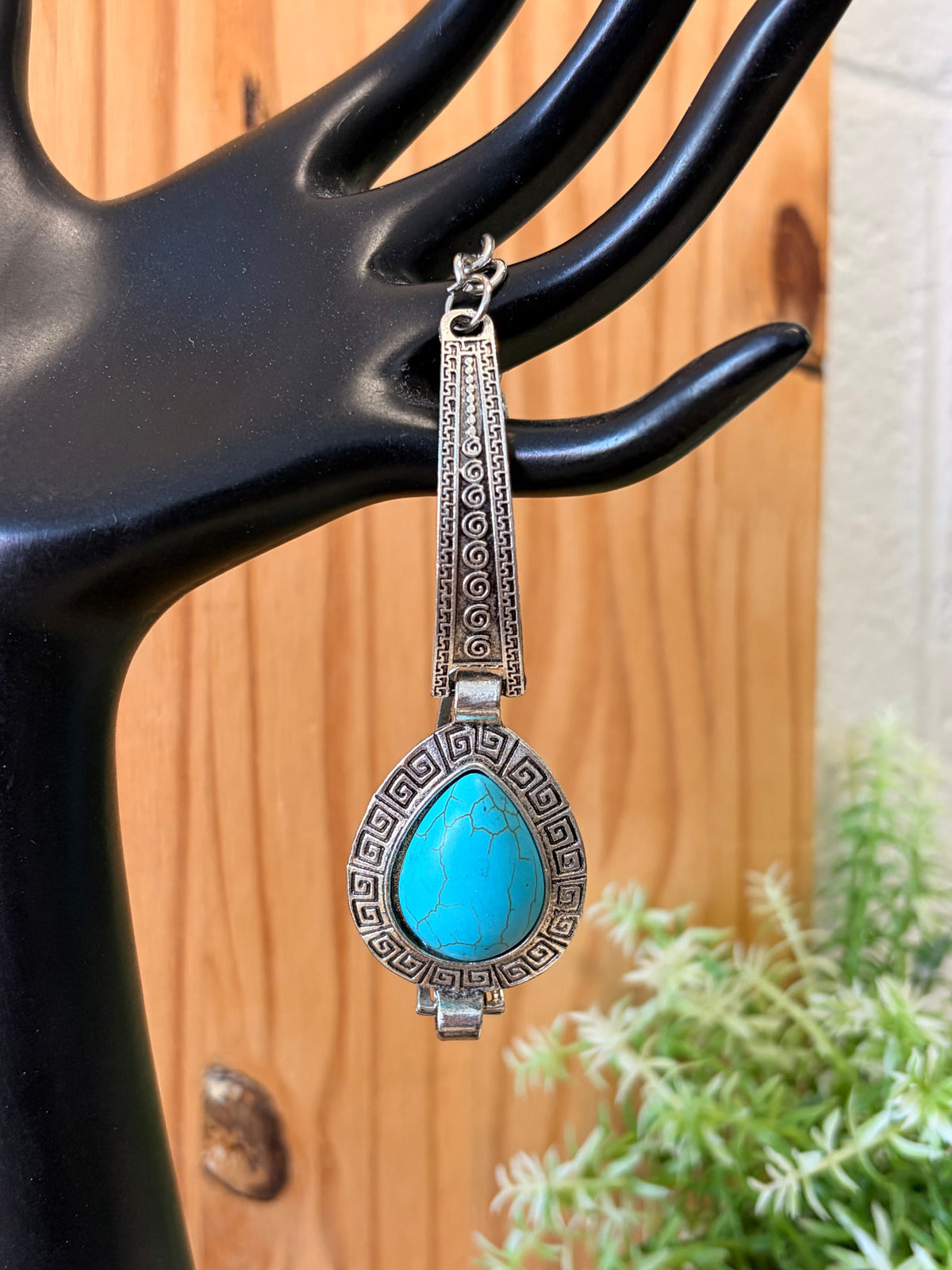 Turquoise & Silver Tone Bracelet