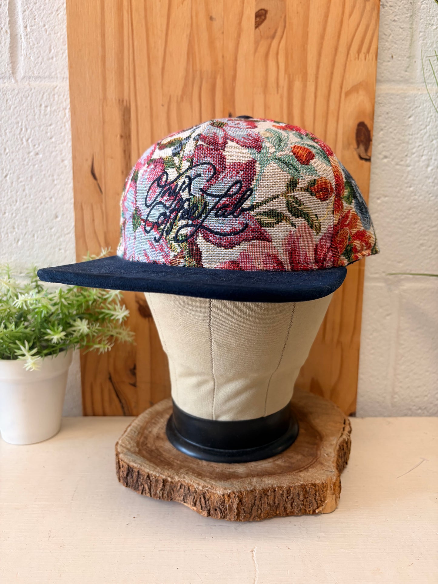 Floral Tapestry Onyx Hat