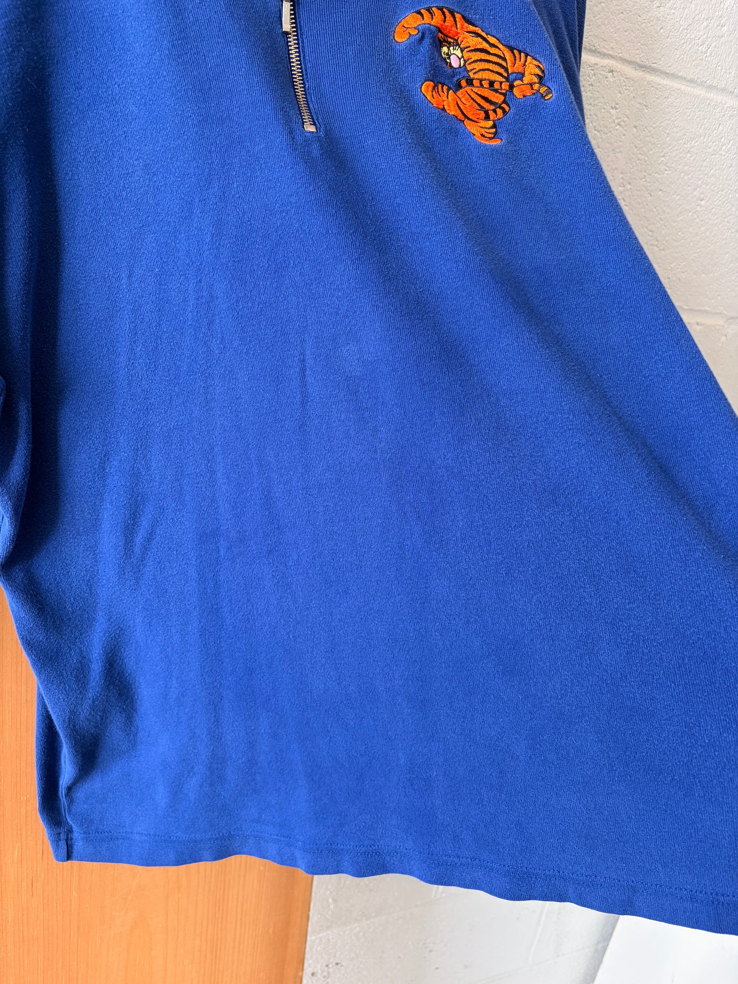 Tigger Quarter Zip : XL