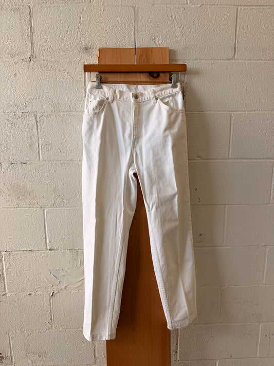 ‘98 White Orange Tab Levi’s : 10 Med