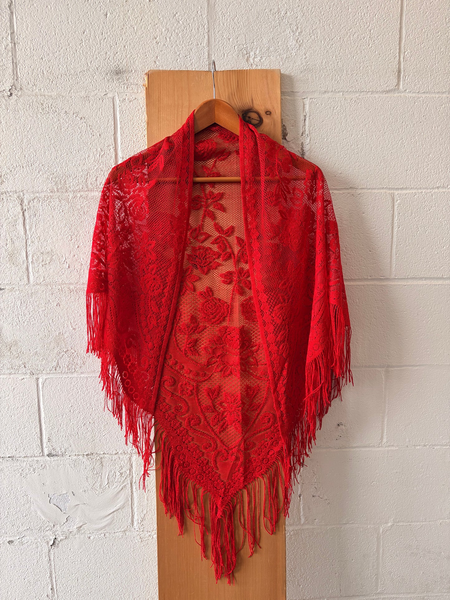 Red Shall / Wrap