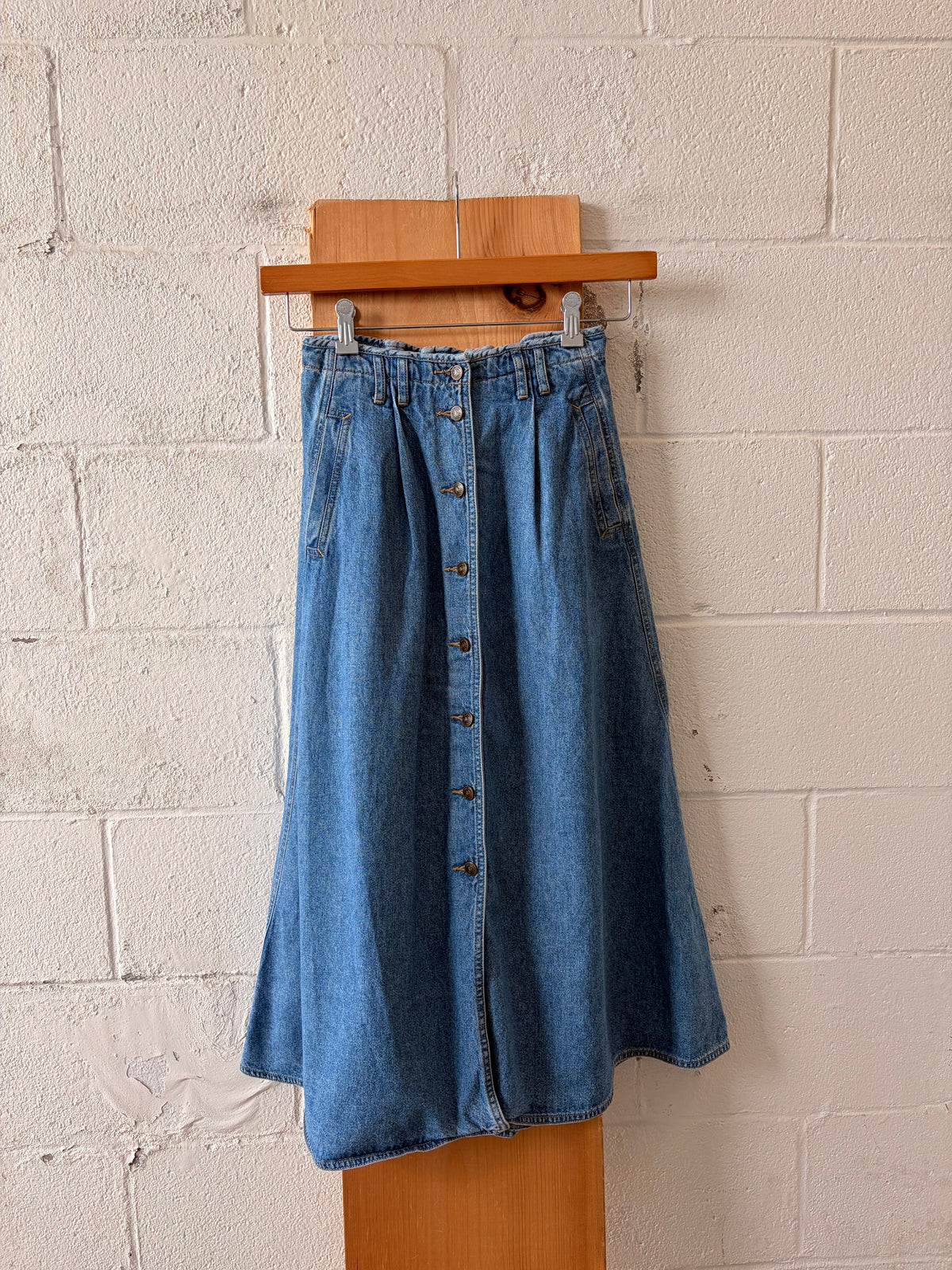 Button Down Denim Skirt : XS