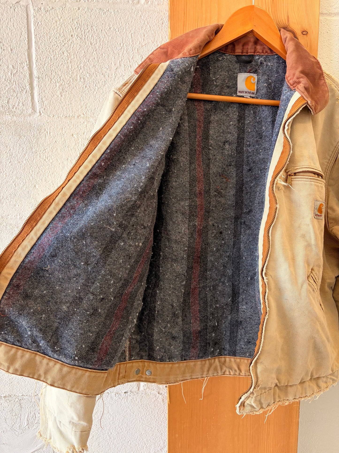 Distressed Carhartt Detroit Work Jacket : L