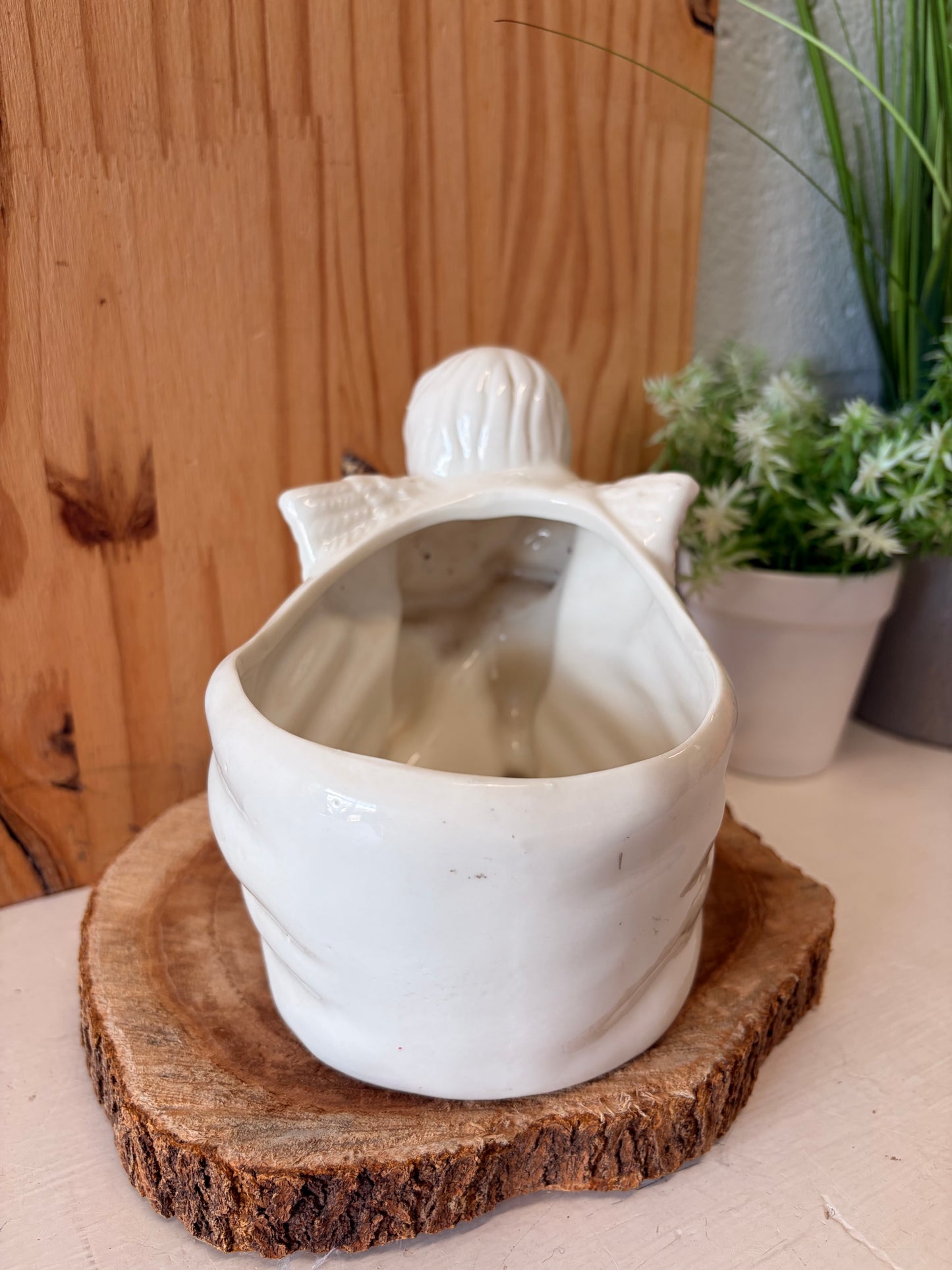 Little Angel Planter (Local Pick Up Only)