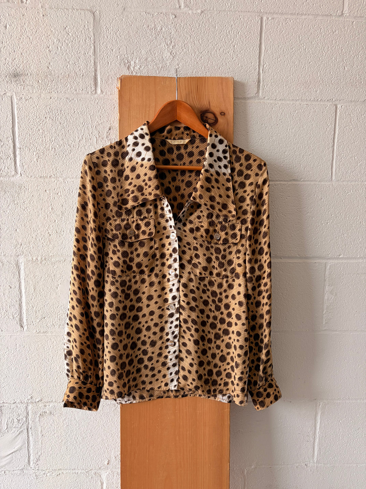 Spotted Button Up Blouse : M/L