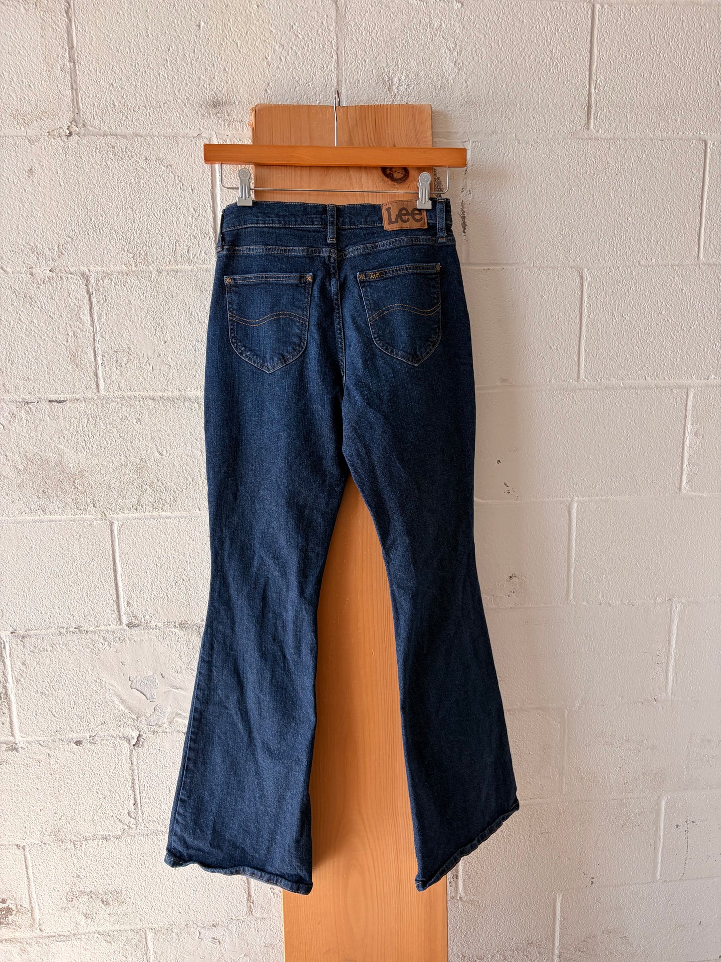 Dark Wash Lee Flare Jeans : 10M