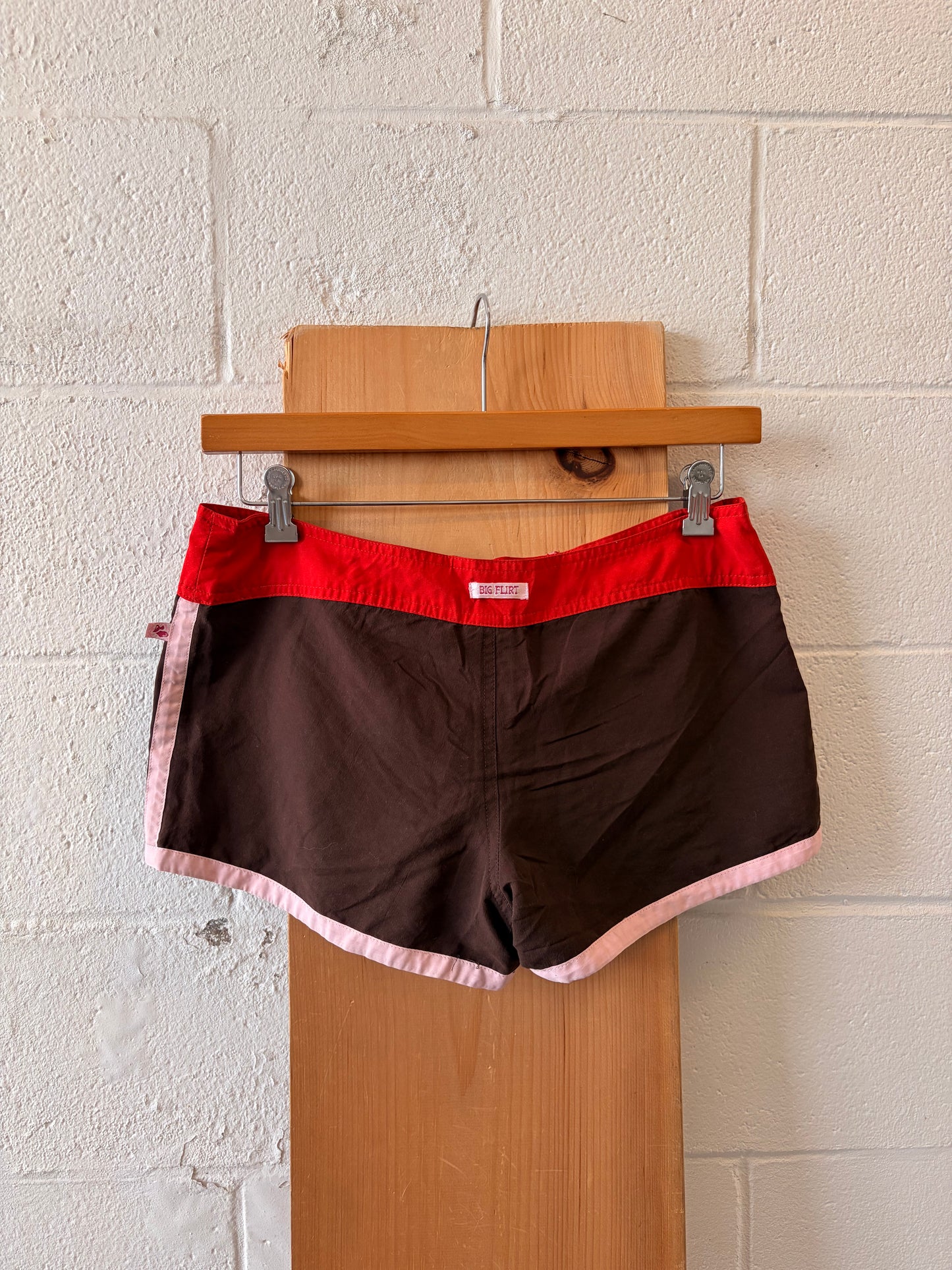 Hibiscus Surf Shorts : L