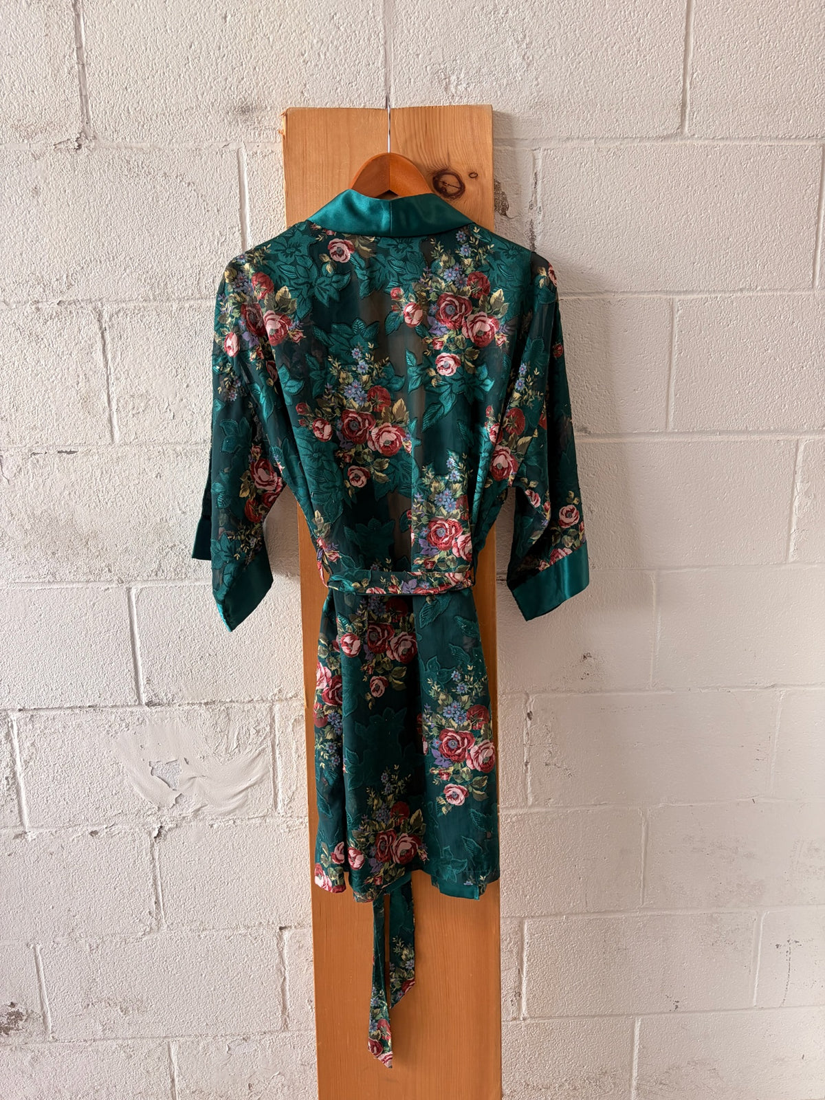 Vtg Short Green Floral Robe : M