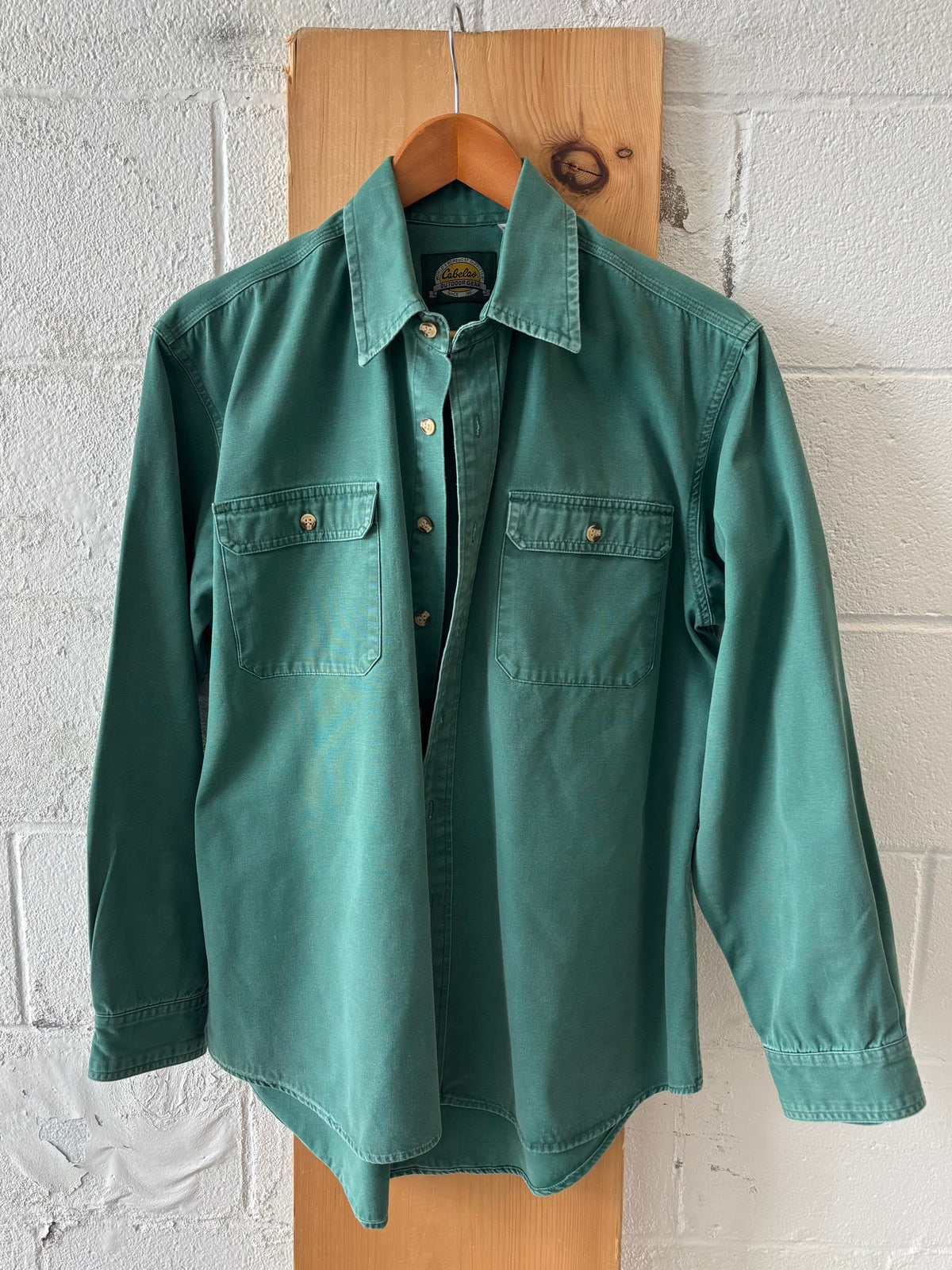 Vtg Green Cabela’s Button Up : L