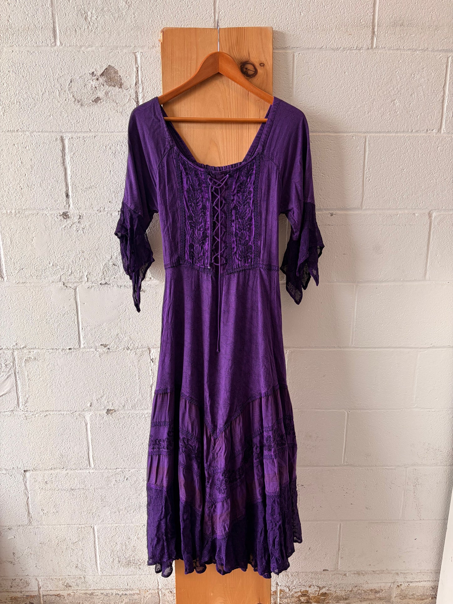 Purple Renaissance Fairy Dress : S/M