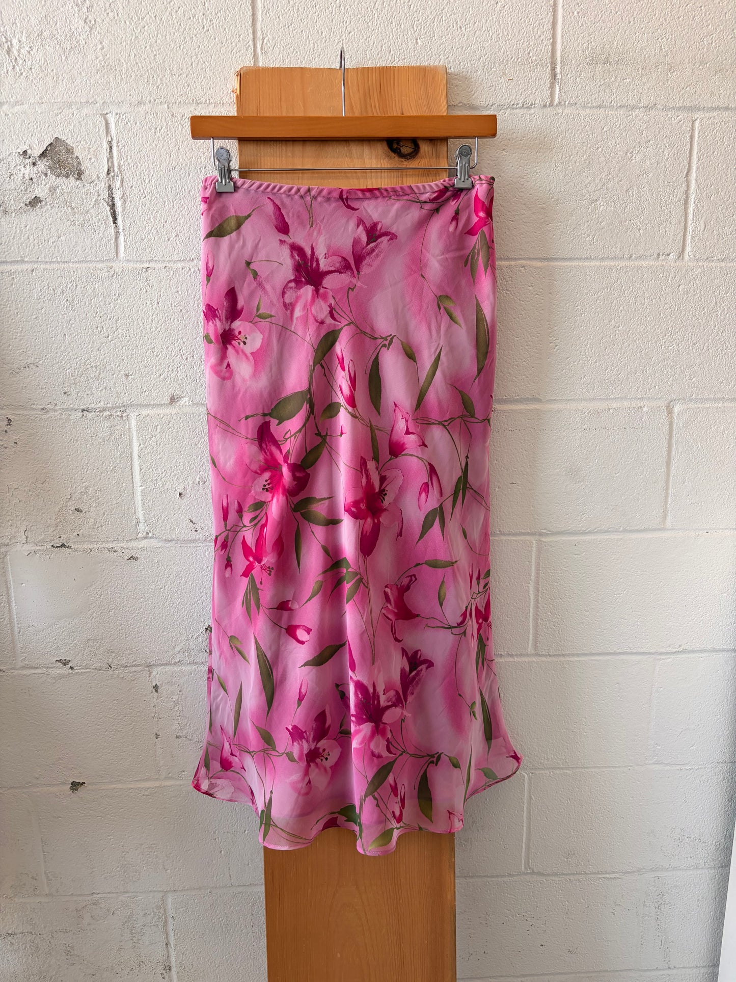 Floral Pink Lillies Skirt : 10