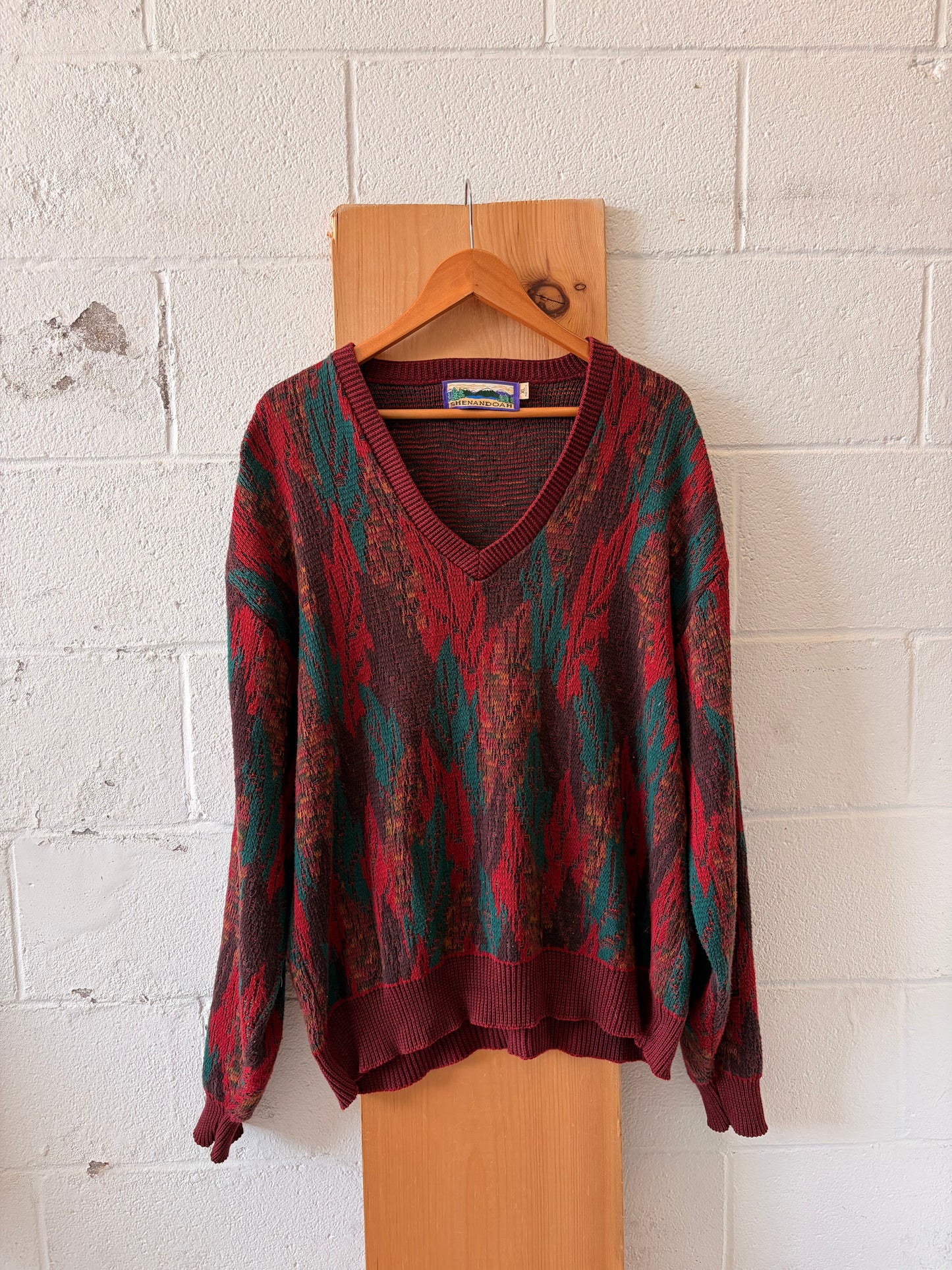 Vtg Red Patterned Sweater : XL