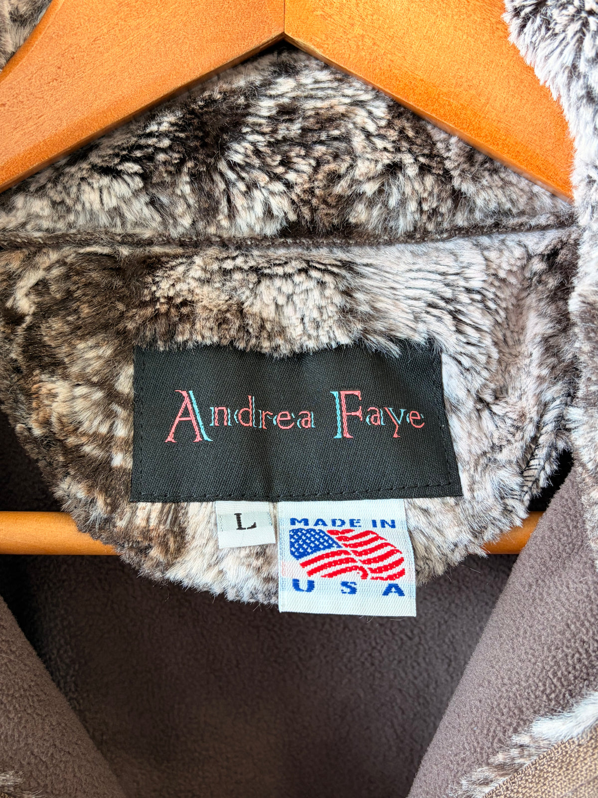 Andrea Faye Faux Fur Vest : L