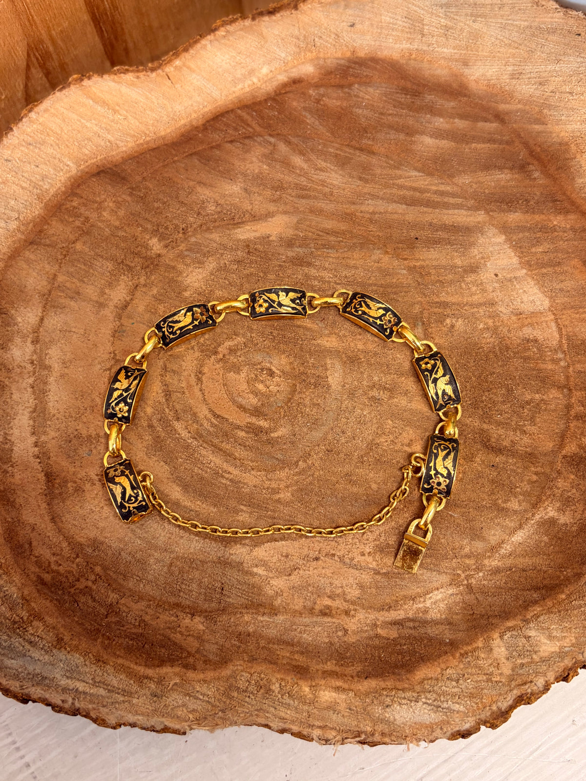 Vtg Damascene Gold Tone Bird Motif Bracelet