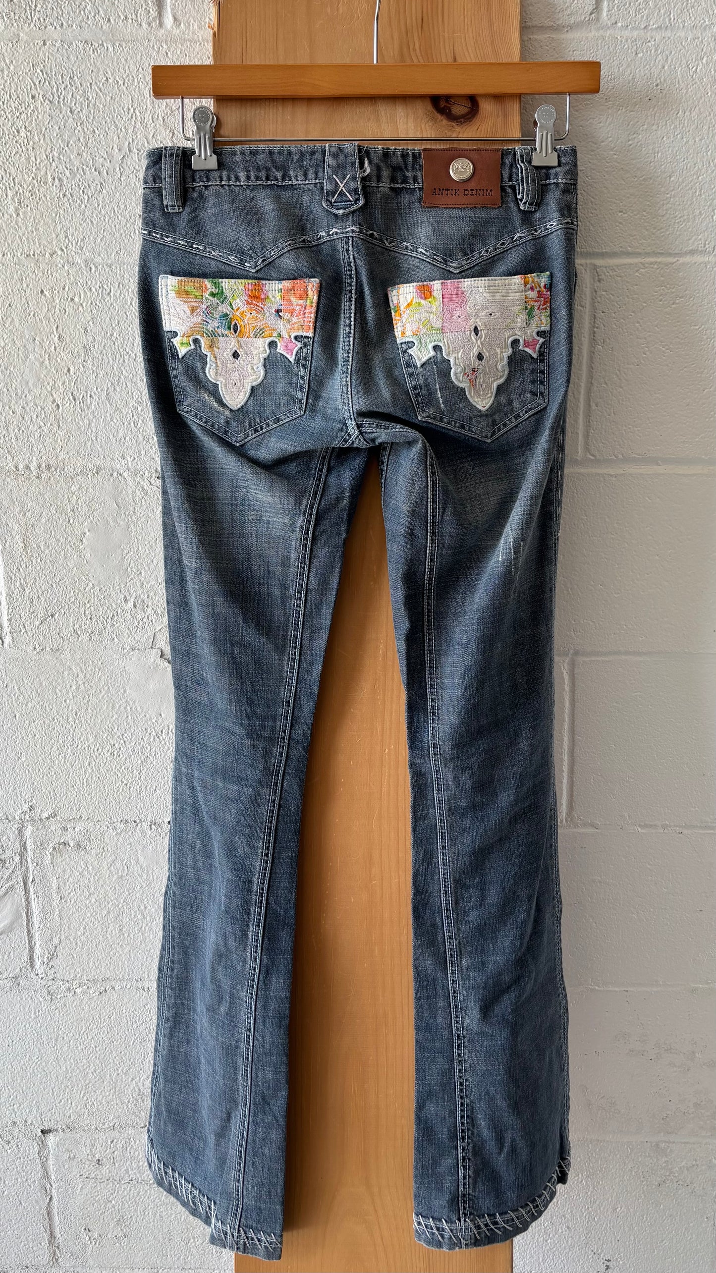 Vtg Antik Denim Bootcut Jeans : 32” W