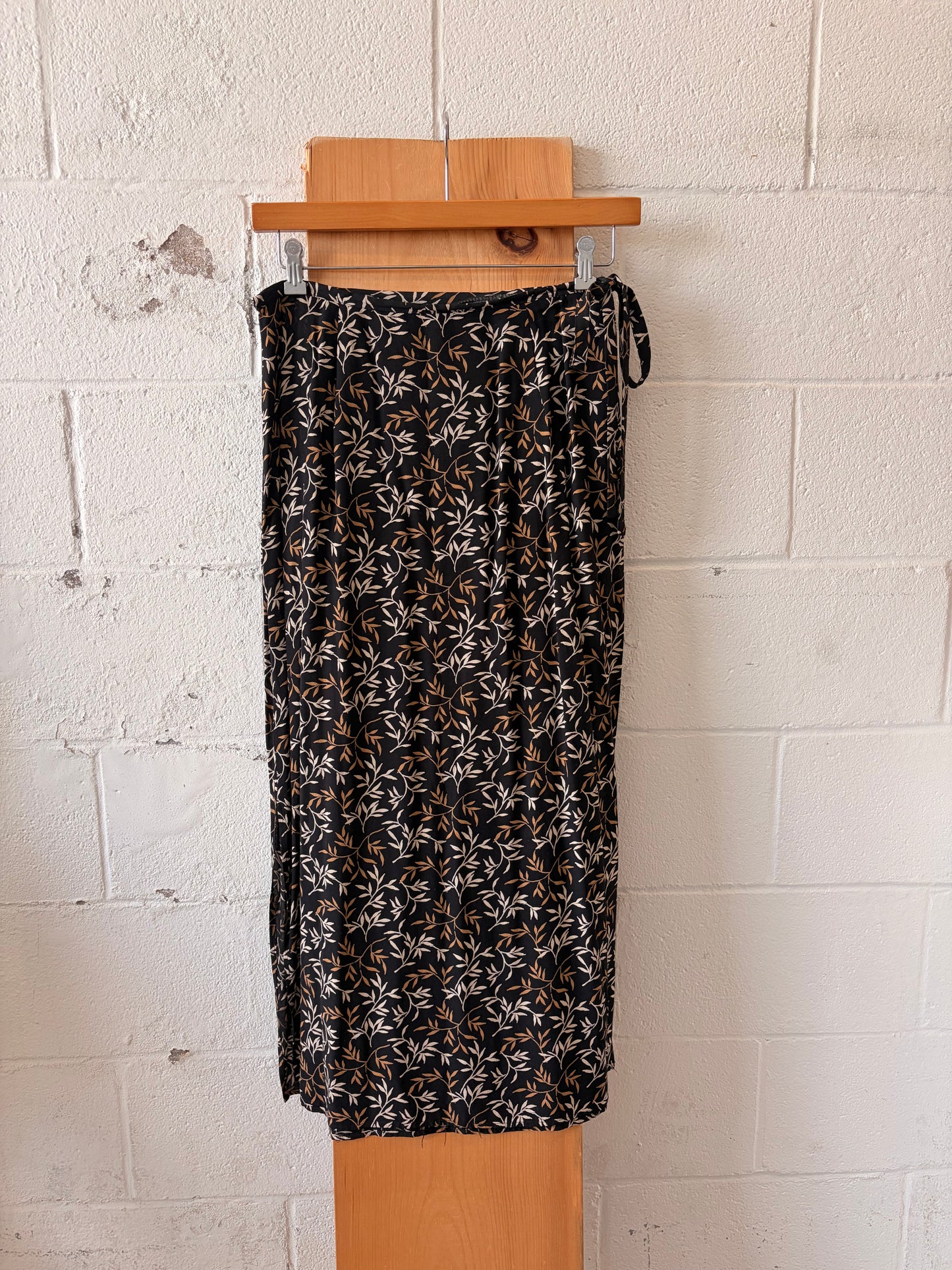 Vtg Patterned Black Maxi Skirt : 8