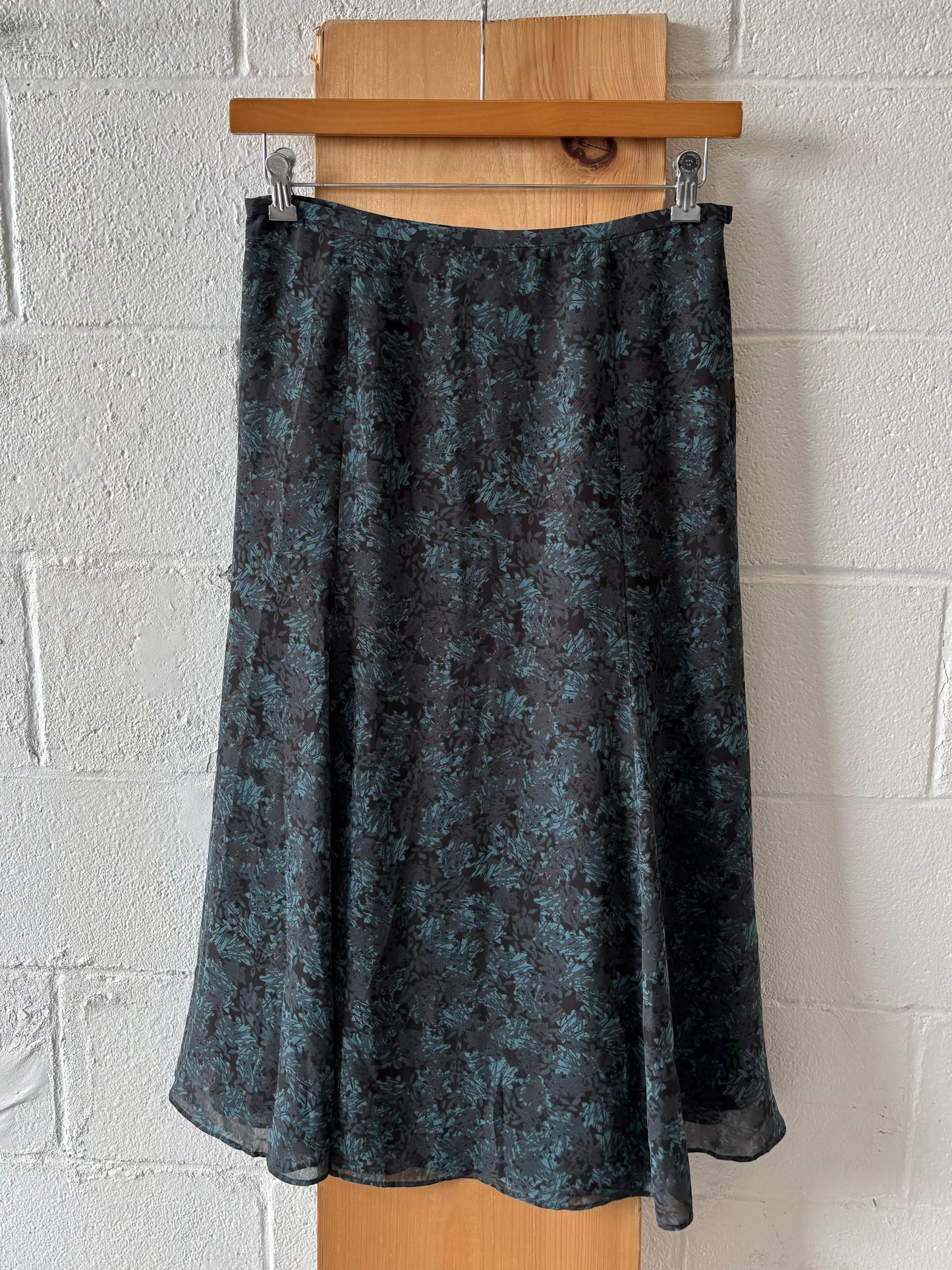 Patterned Blue Skirt : 8