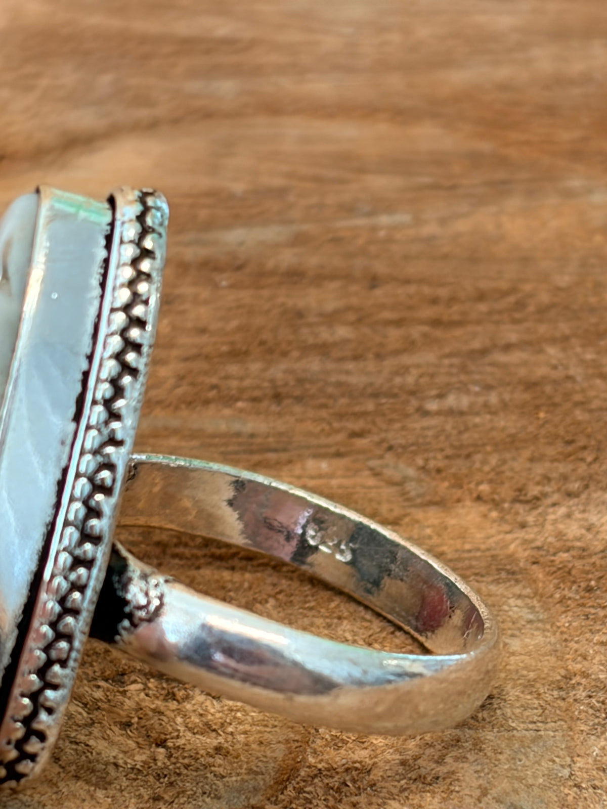 925 Silver White Buffalo Turquoise Ring : Size 6.75