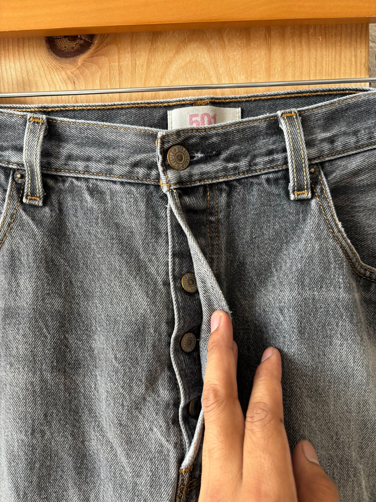 501 Black Levi’s : 36” W