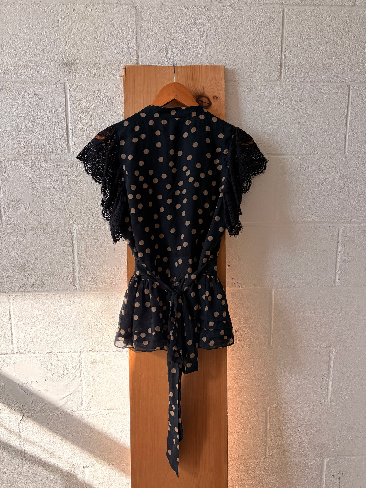 Lace Sleeved Polka Dot Blouse : L