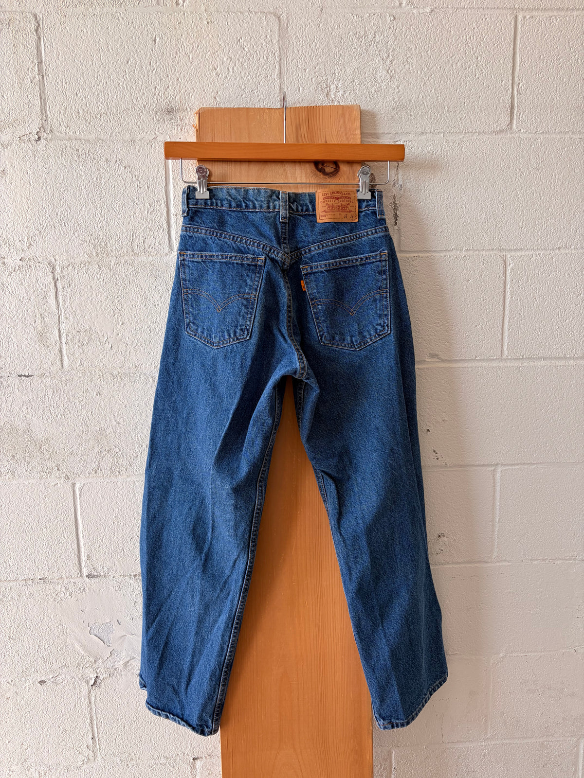 ‘98 Orange Tab Levi’s 565 : 26x28