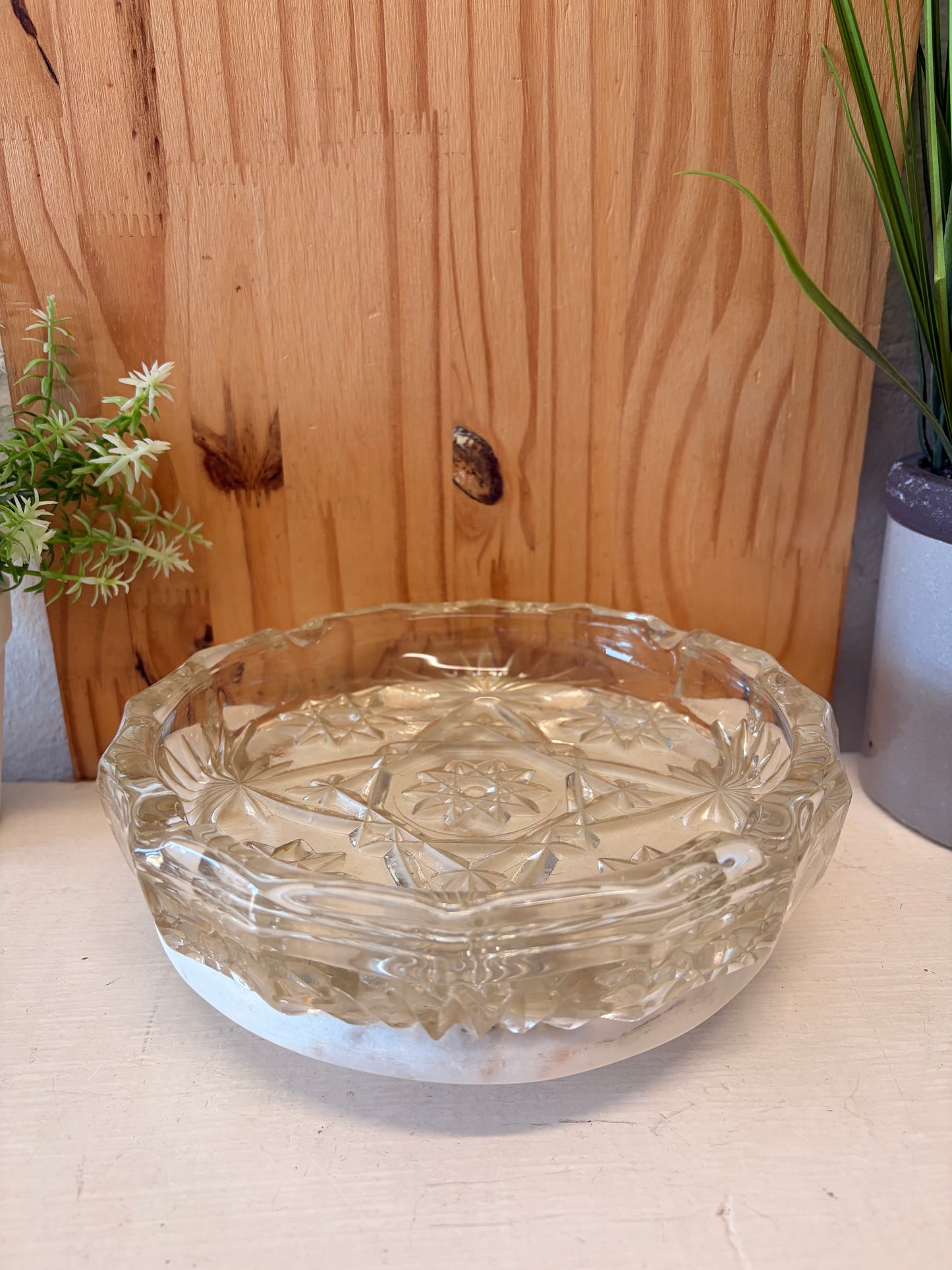 Large Glass Ash Tray (Local Pick Up Only)