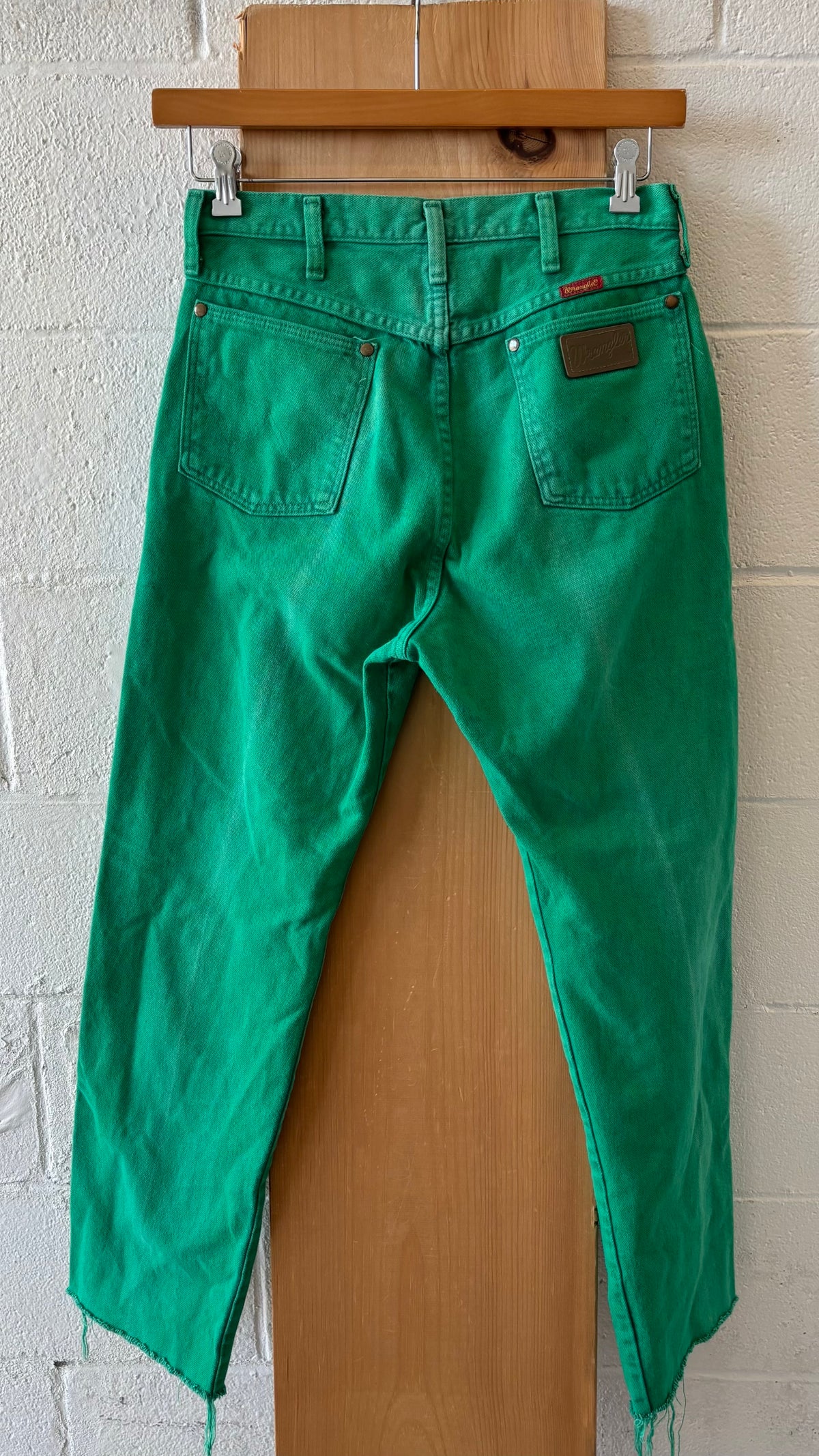 Vtg 80s Bright Green Wrangler Cowboy Cut Jeans : 30” W