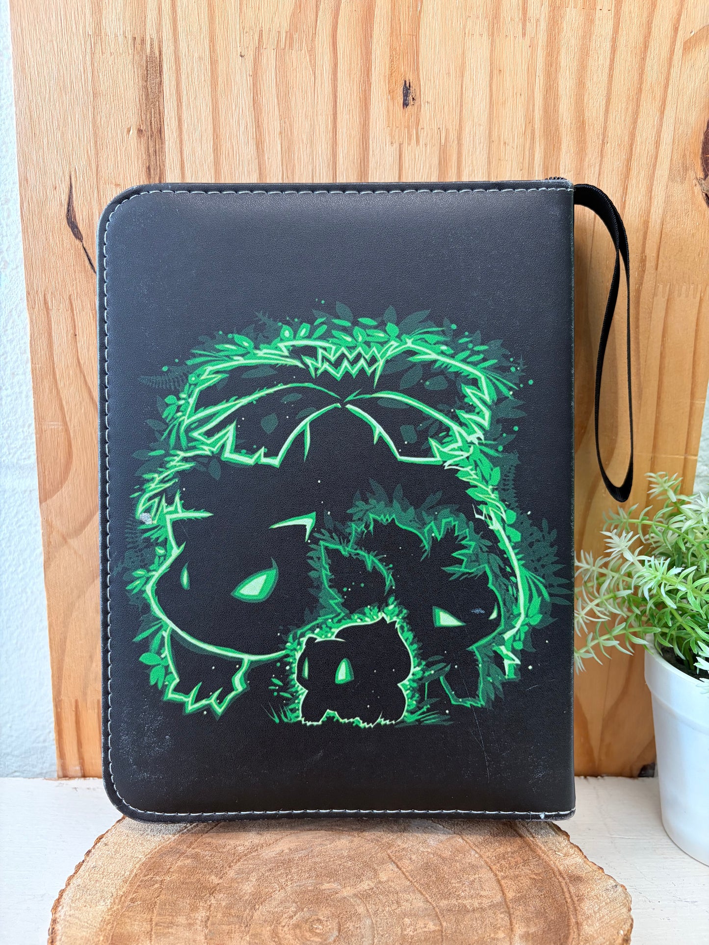 Pokémon Card Binder