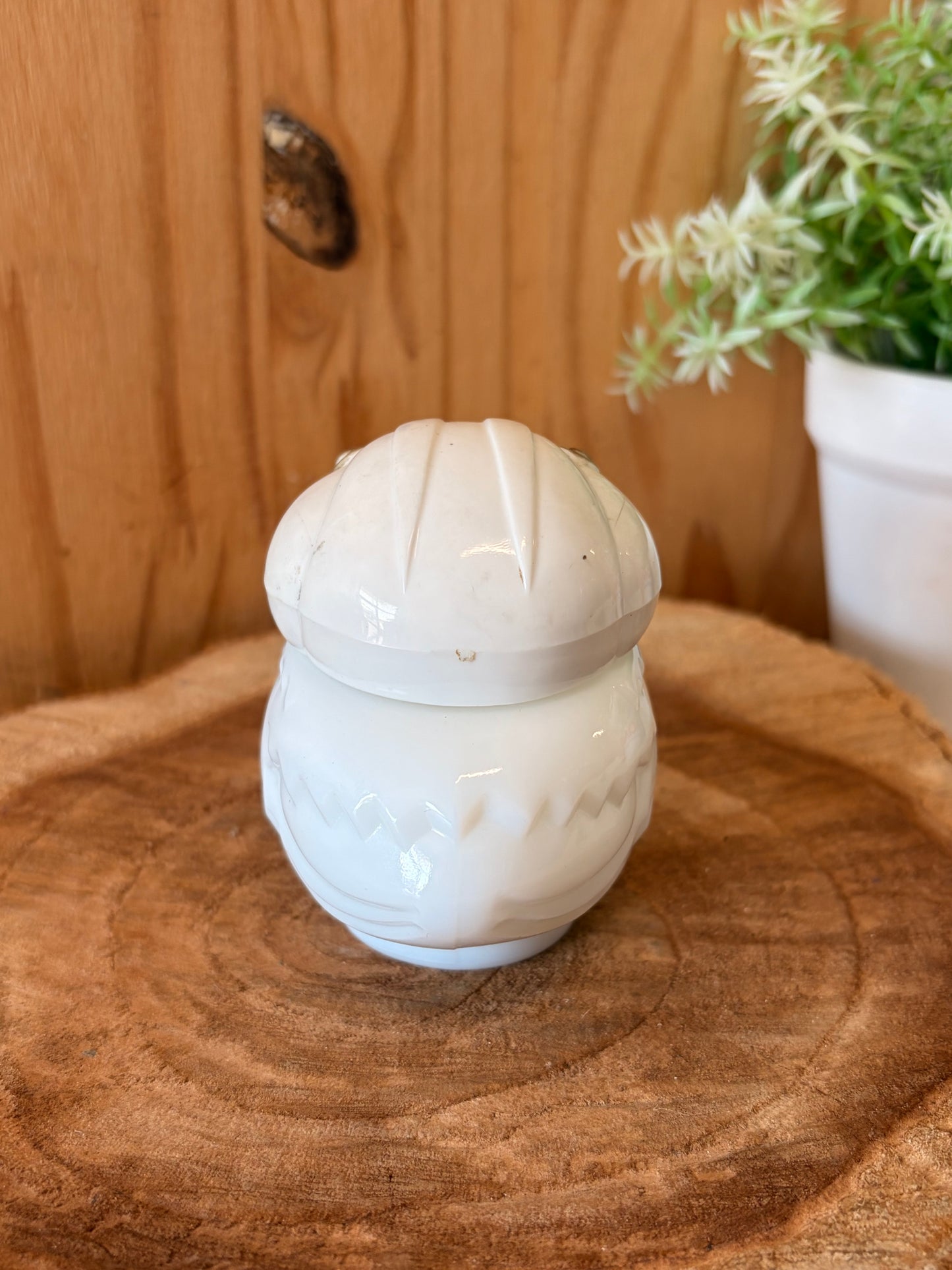 Vtg Avon Snowbird Jar