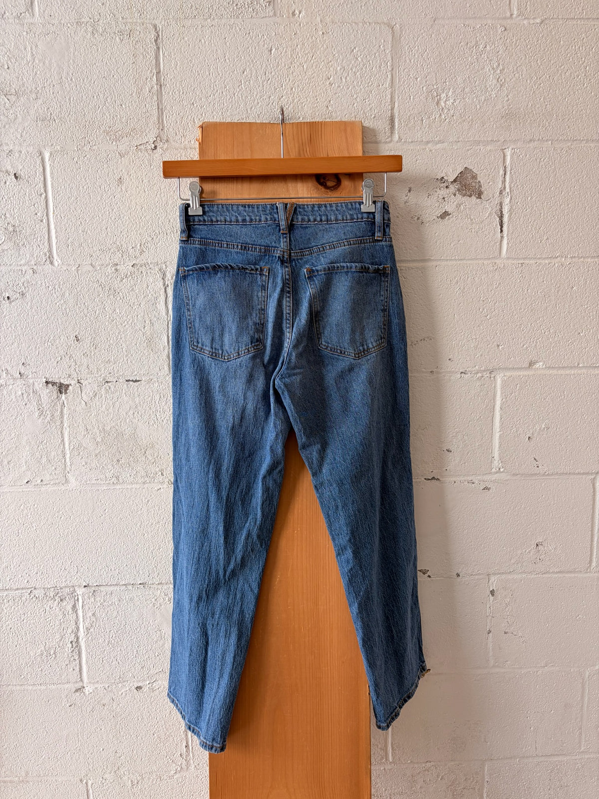 Button Detailed Jeans : 2