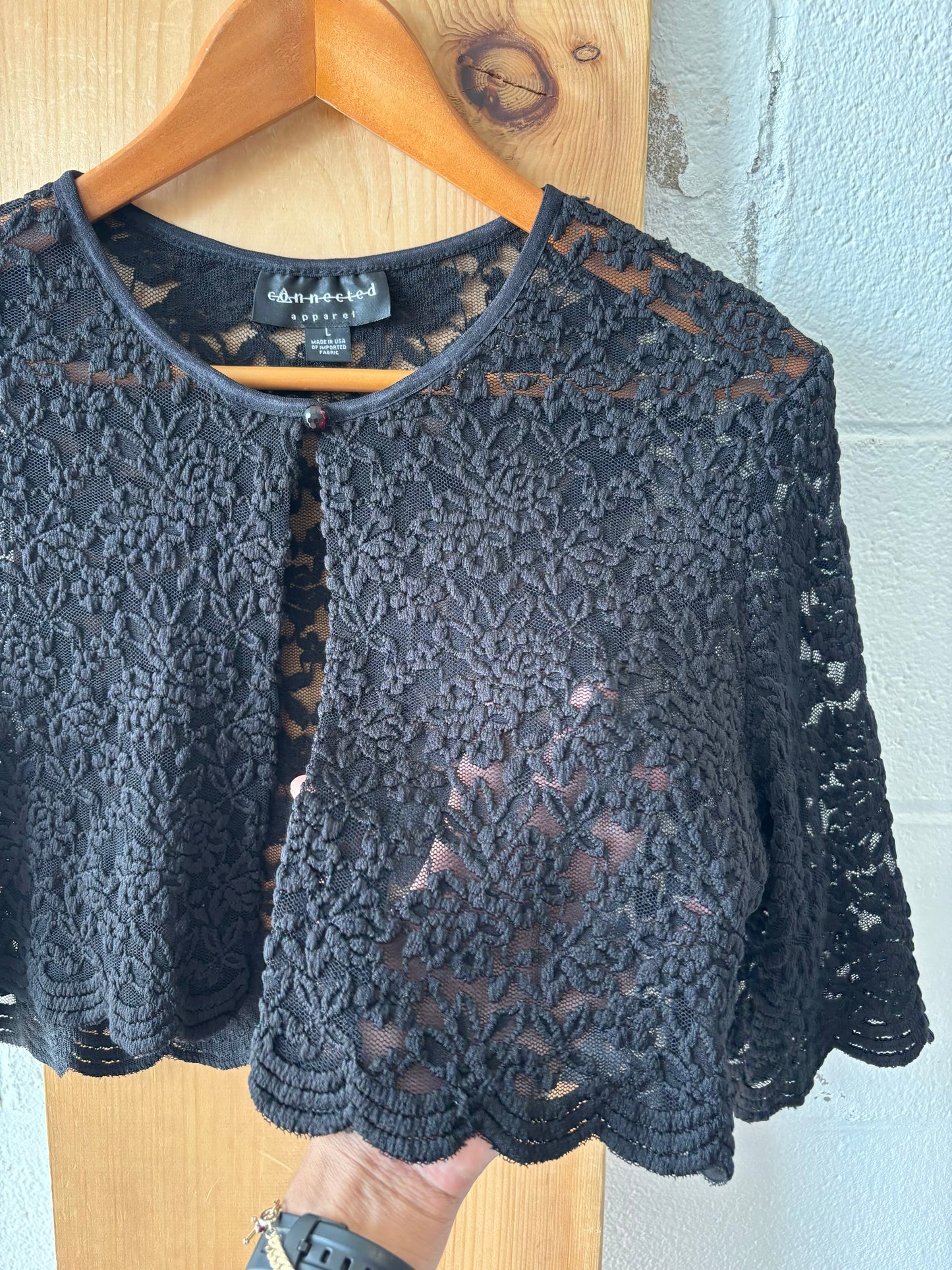 Black Lace Cropped Bolero Cardigan : L