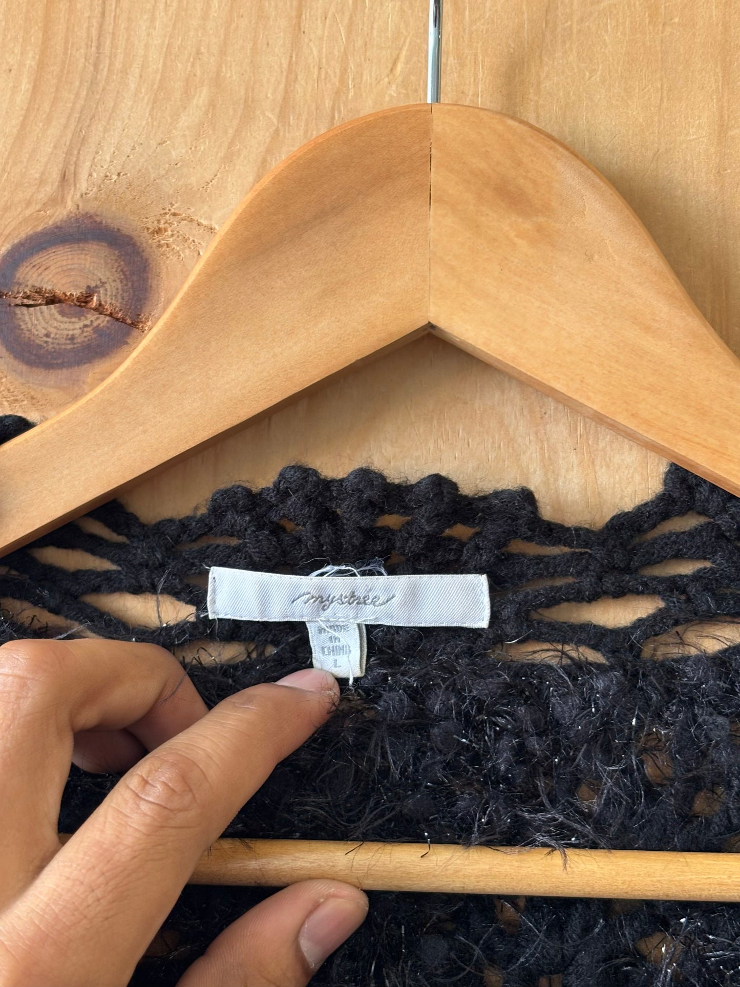 Black Fuzzy Crochet Shrug : L