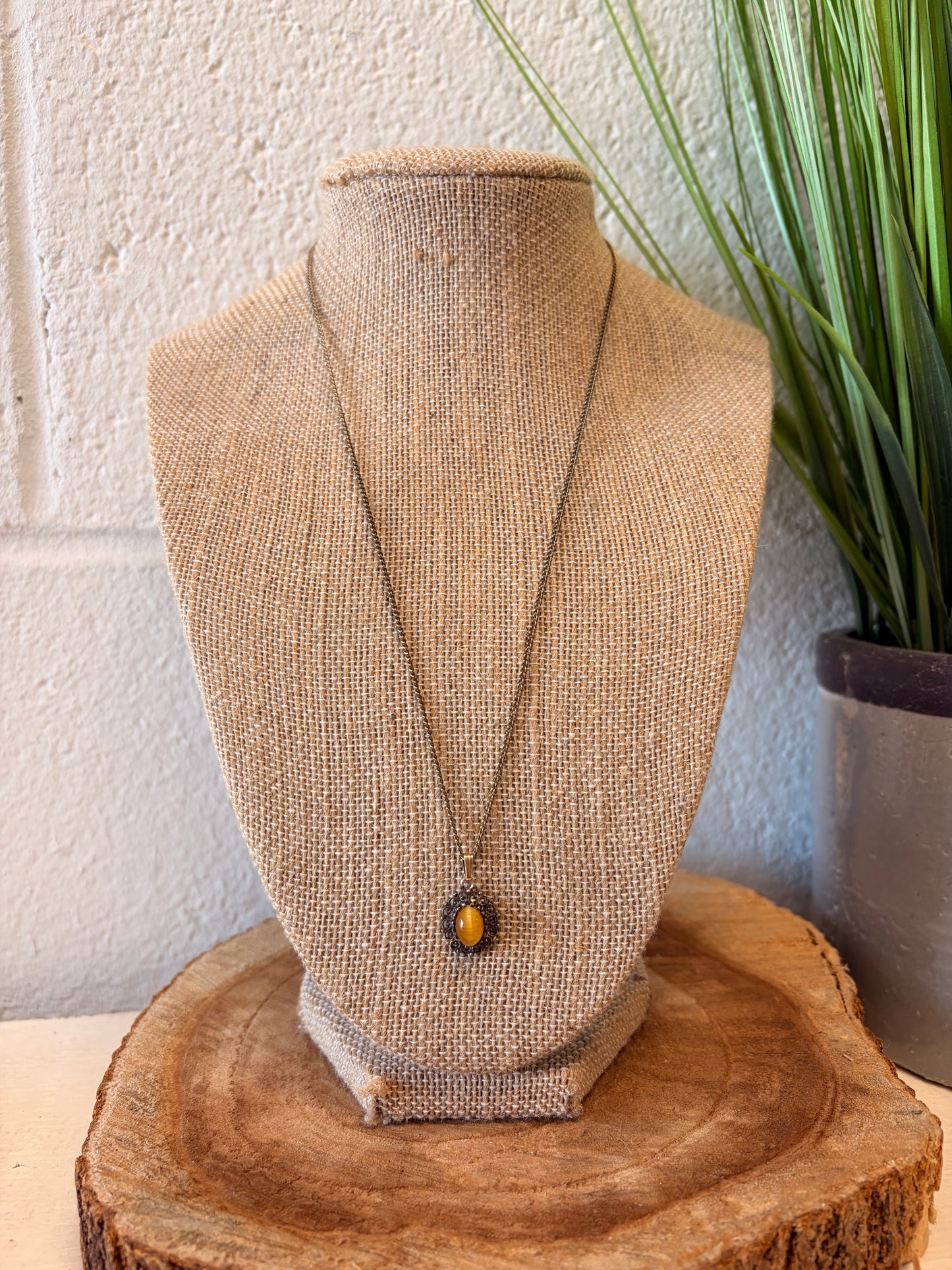 12KGP Ornate Amber Stone Pendant Necklace