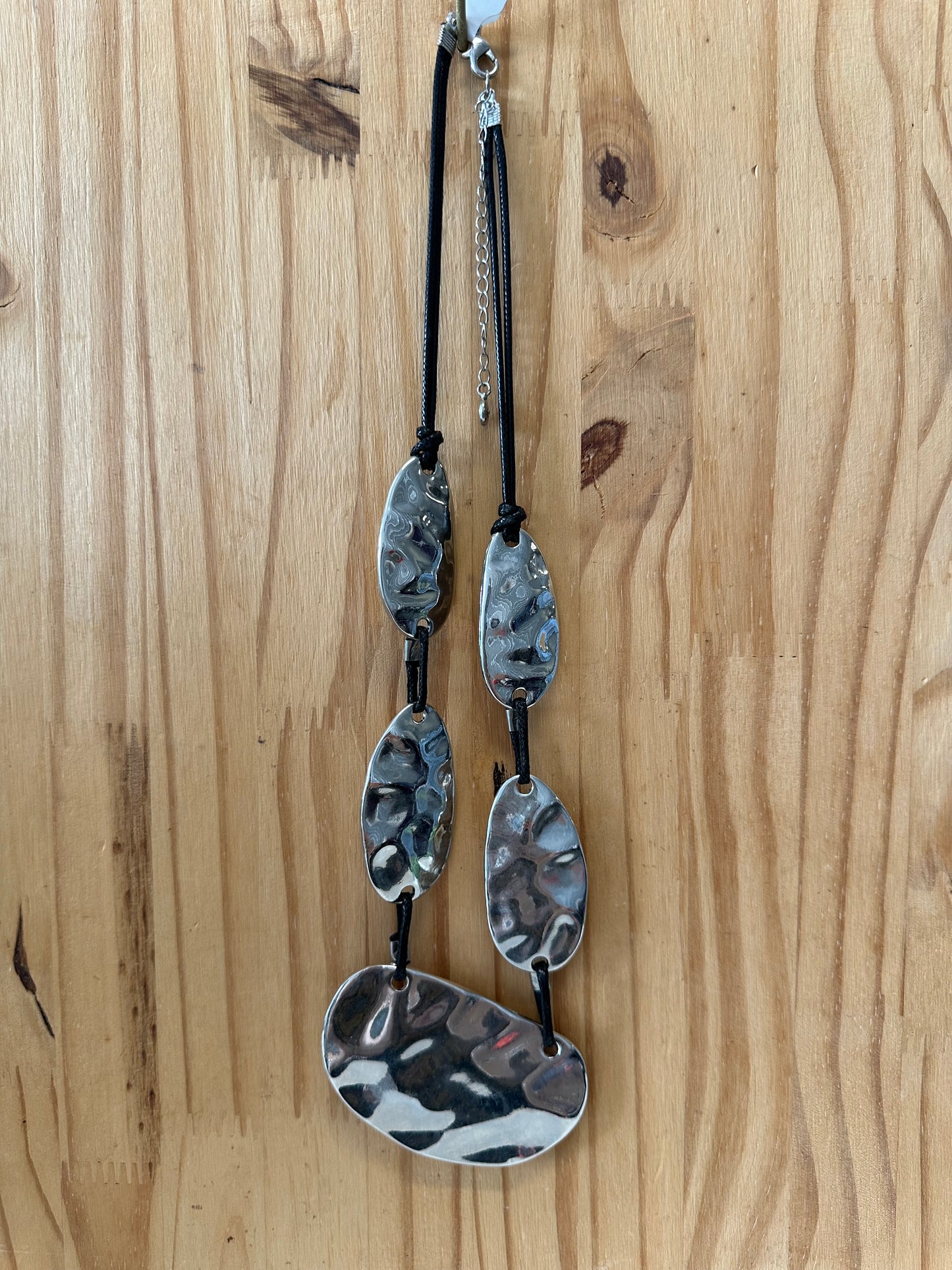Silver Tone Necklace