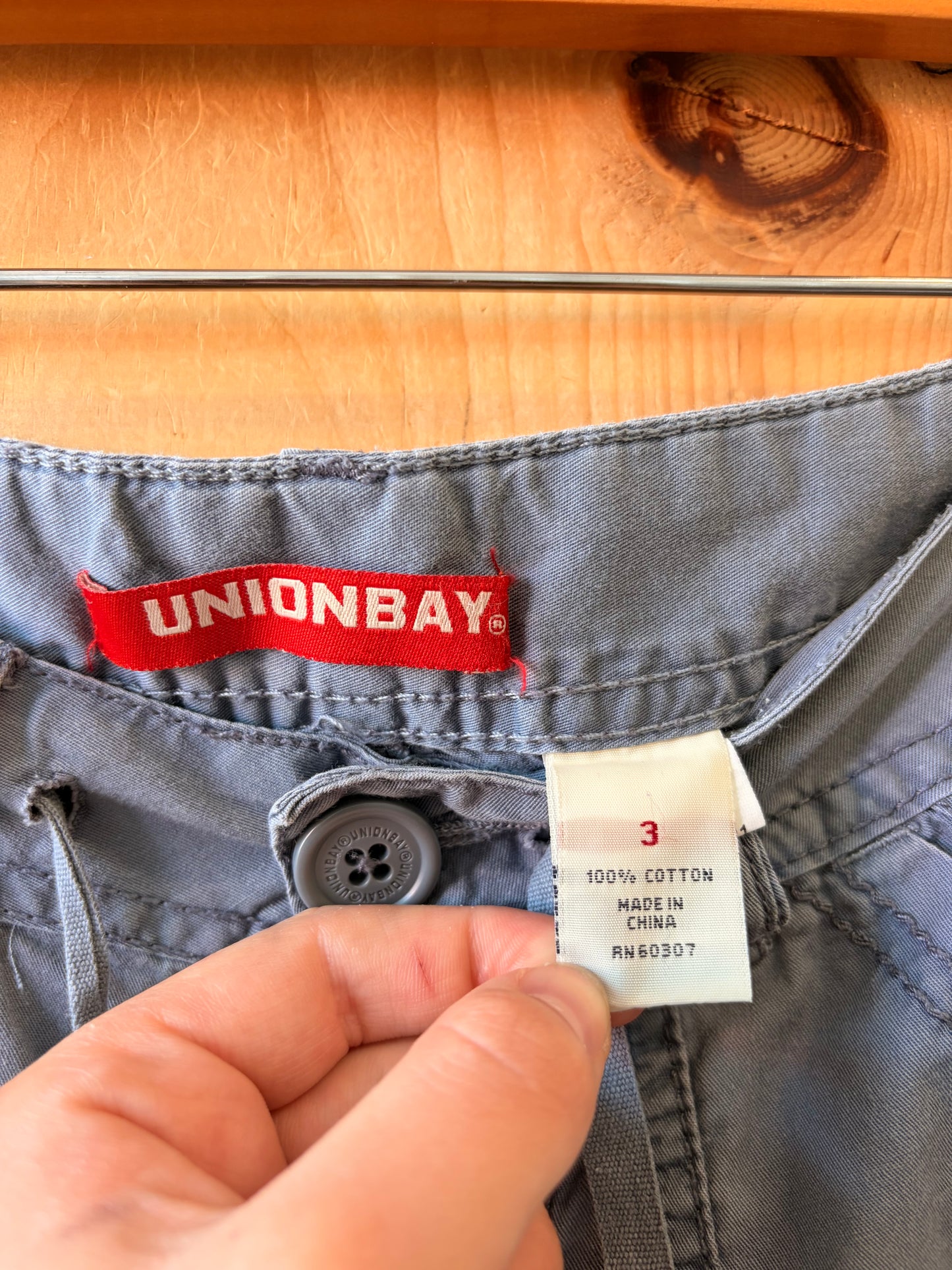 Union Bay Gray Cargo Capris : 3