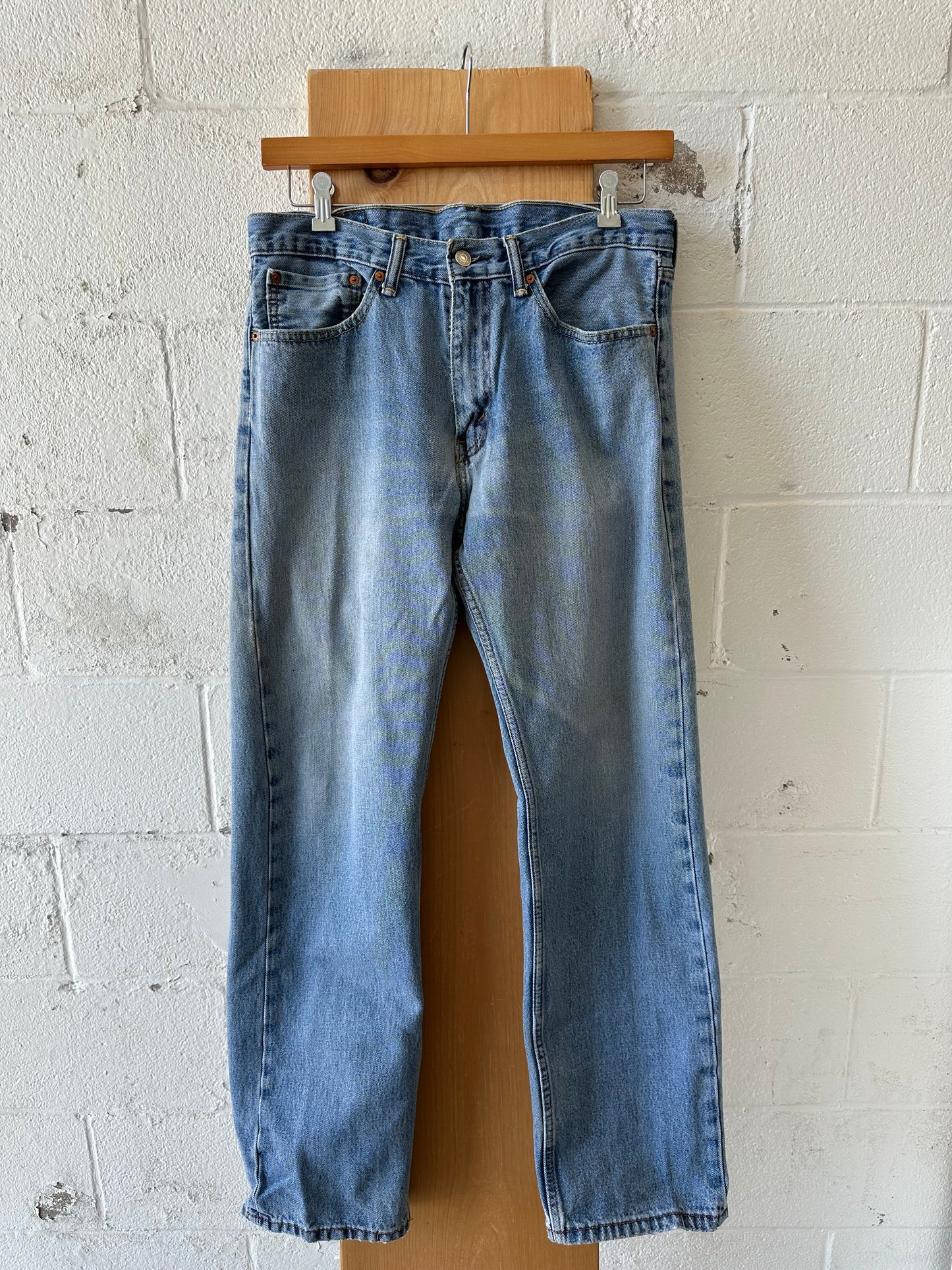 Levi’s 505s : 34” W