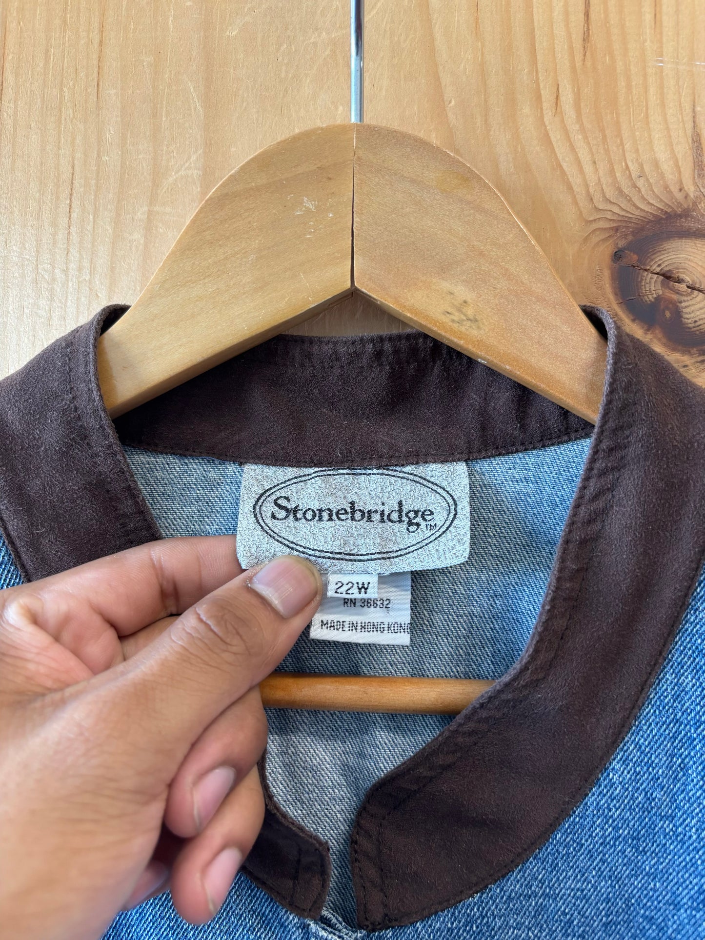 Collared Denim Jacket : 22W