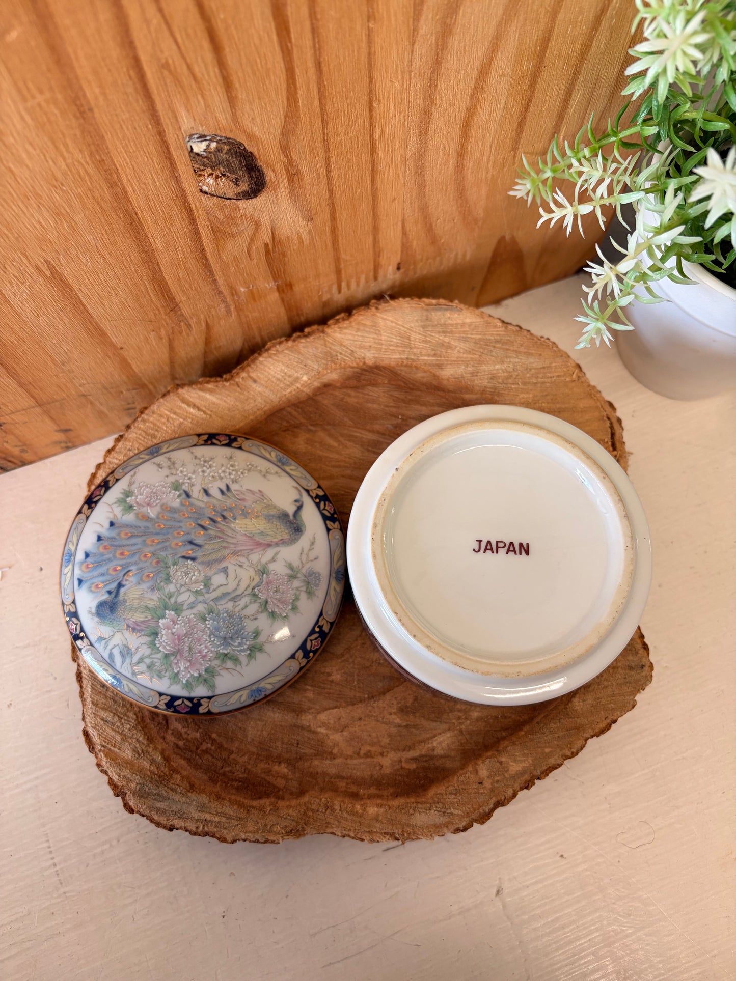 Vtg Porcelain Peacock Trinket Case (Local Pick Up Only)