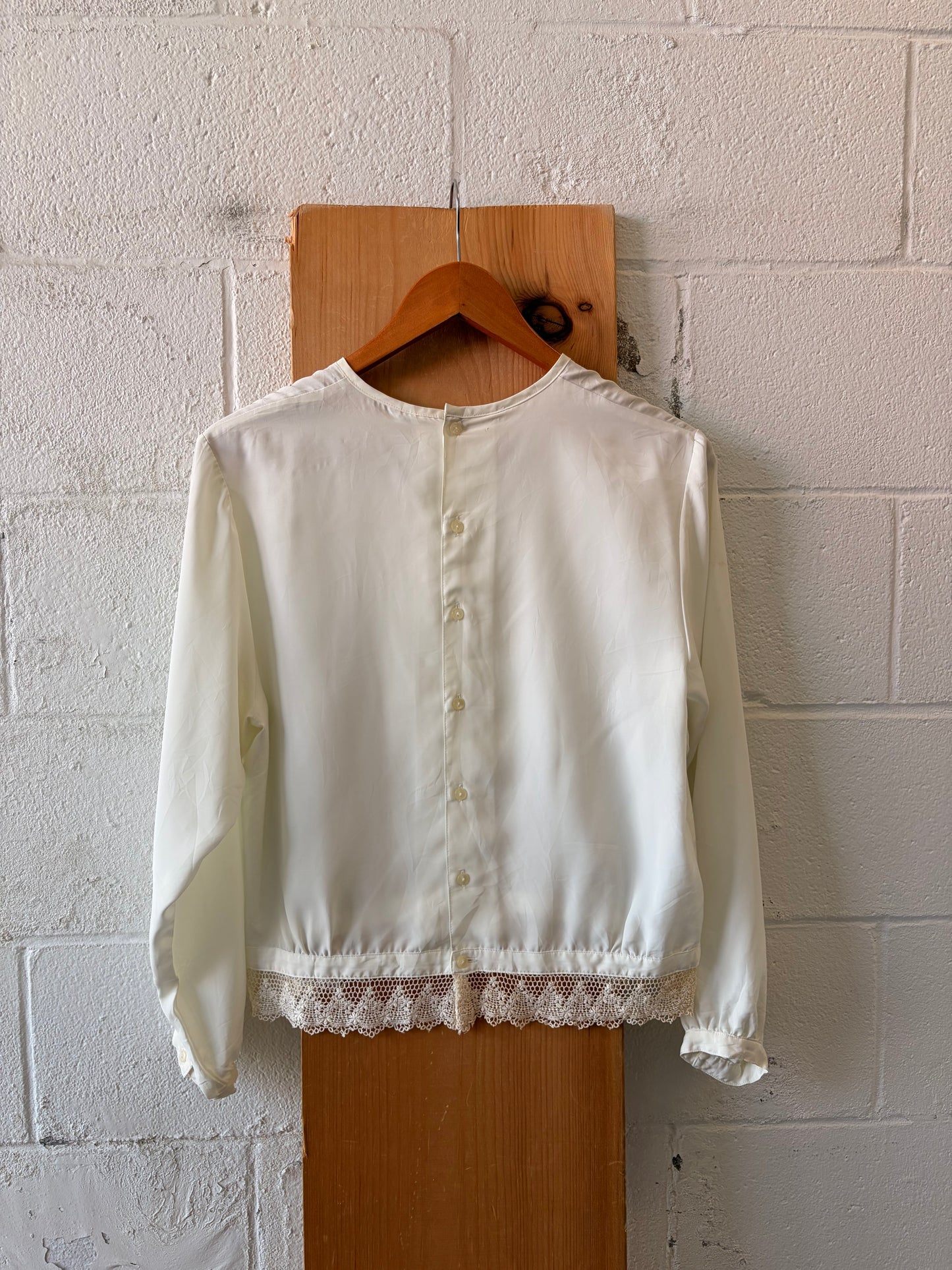Lacey Ivory Blouse : S/M
