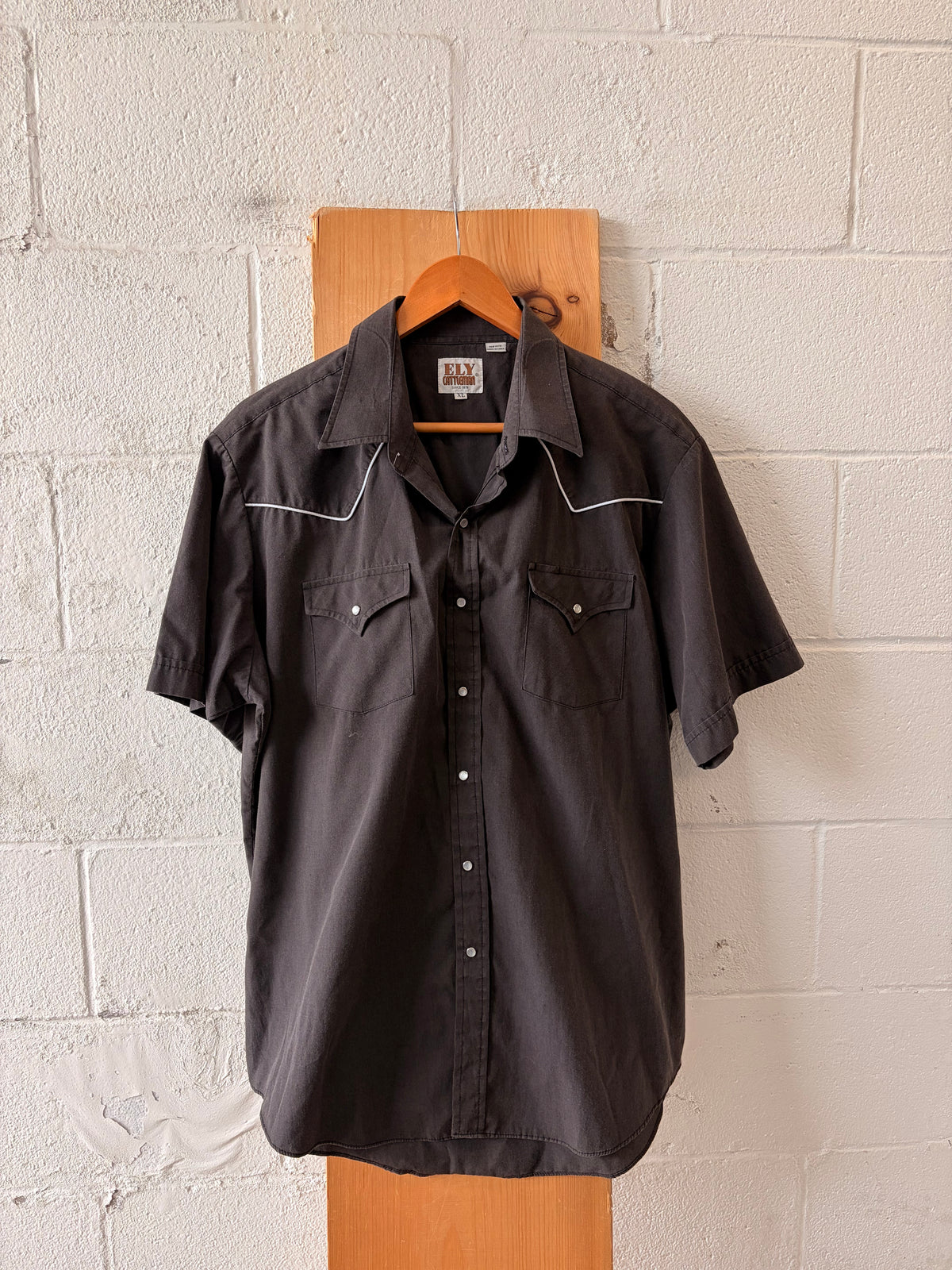 Vtg Black & White Pearl Snap : XL