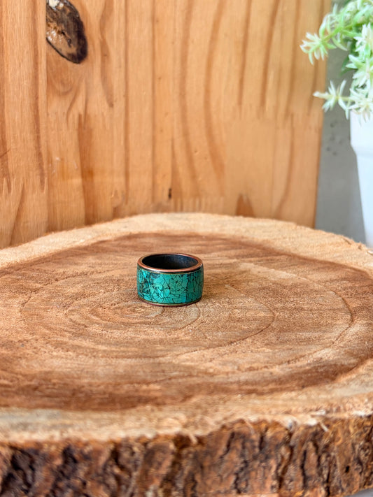 Turquoise Colored Ring : Size 8