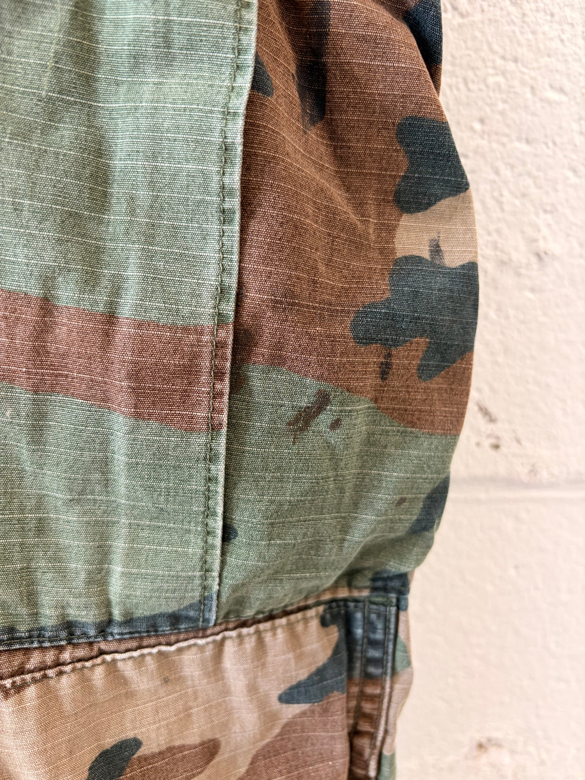 Camo Army Cargo Pants : 36”W