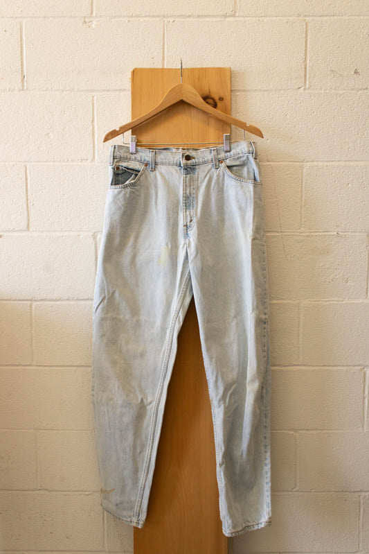 Vtg Light Wash Levi’s 550s : 32