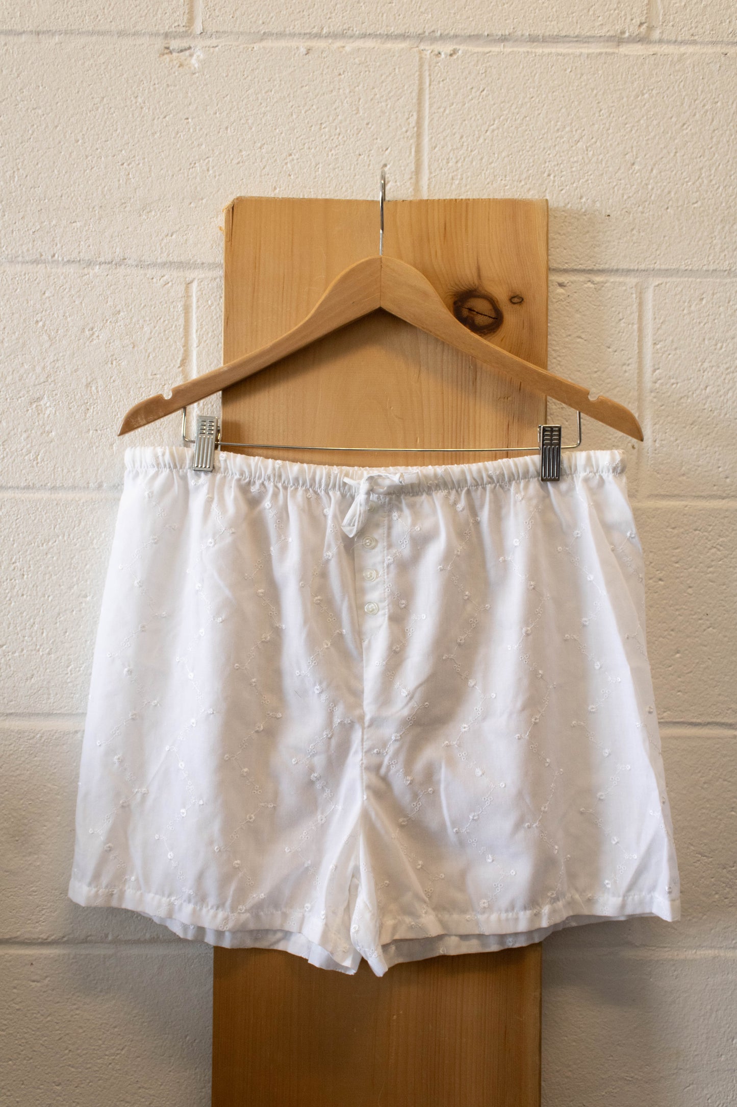 White Eyelet Shorts : M